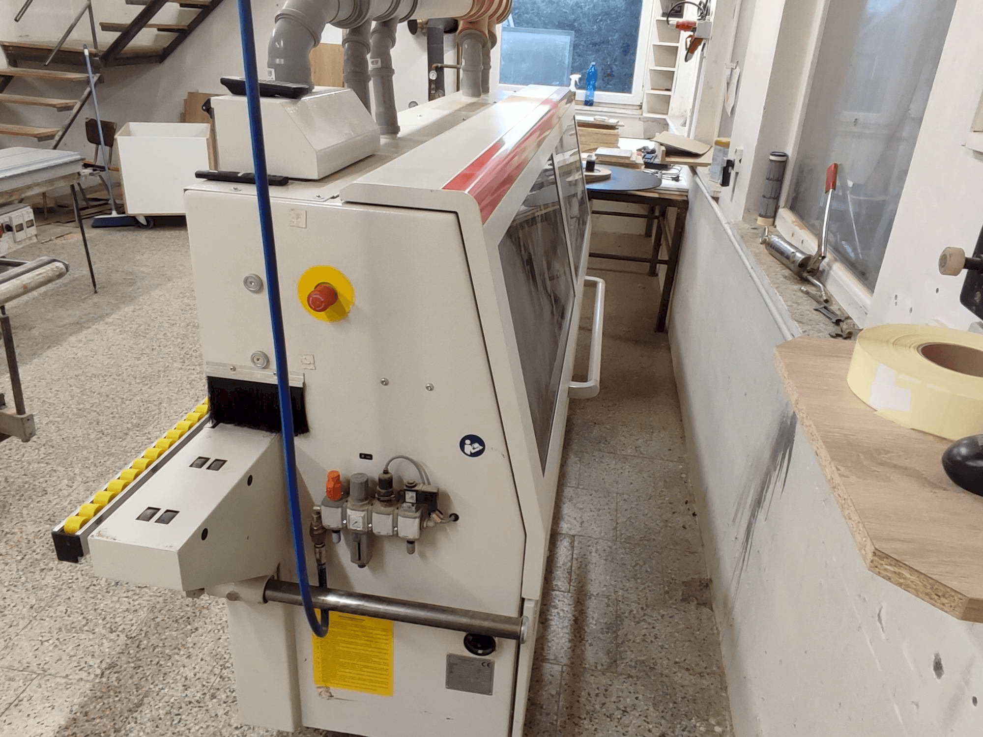 Front view of SCM olimpic K 260 Evo machine