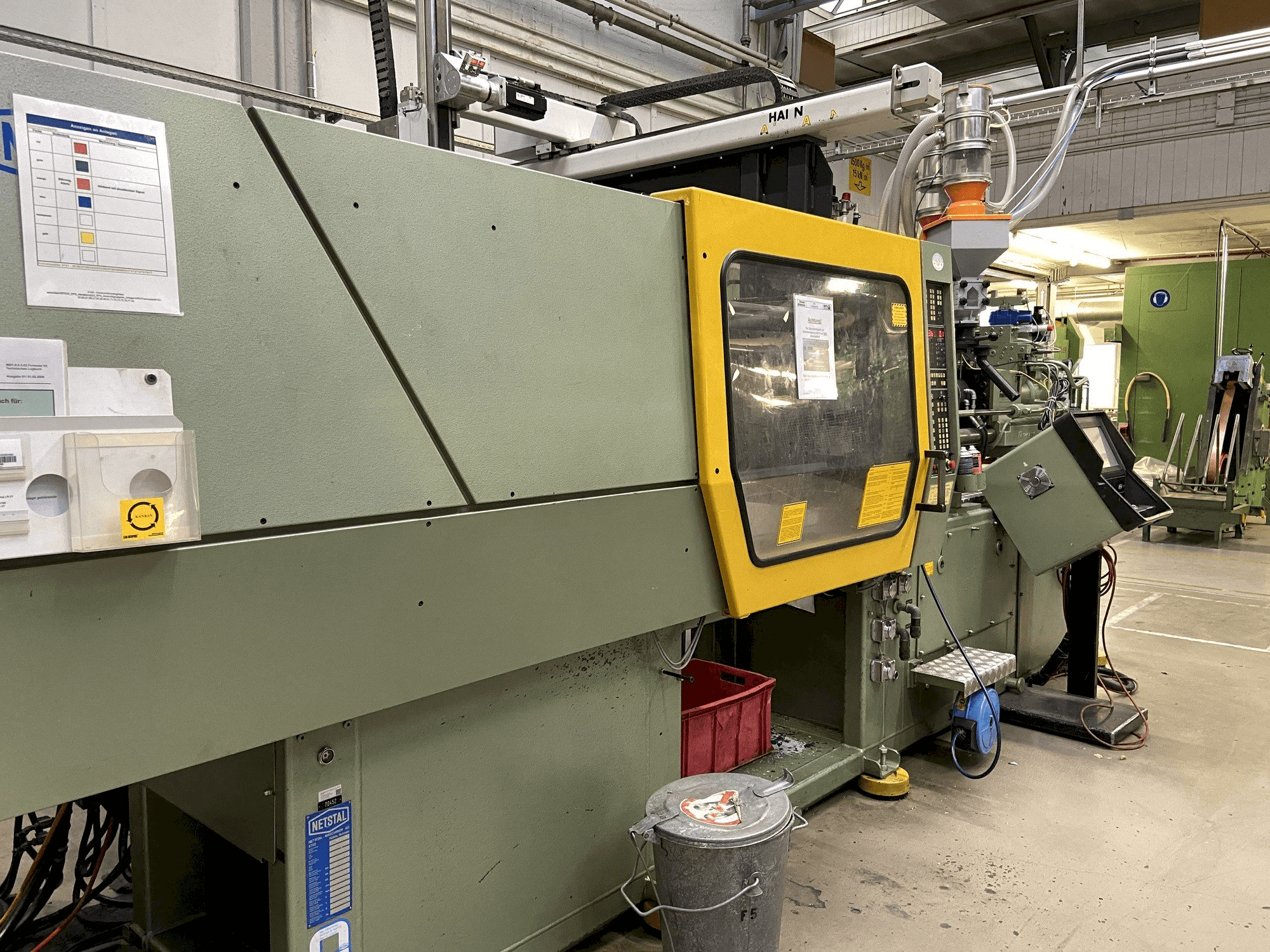 Front view of Netstal Synergy 1500K/460 machine