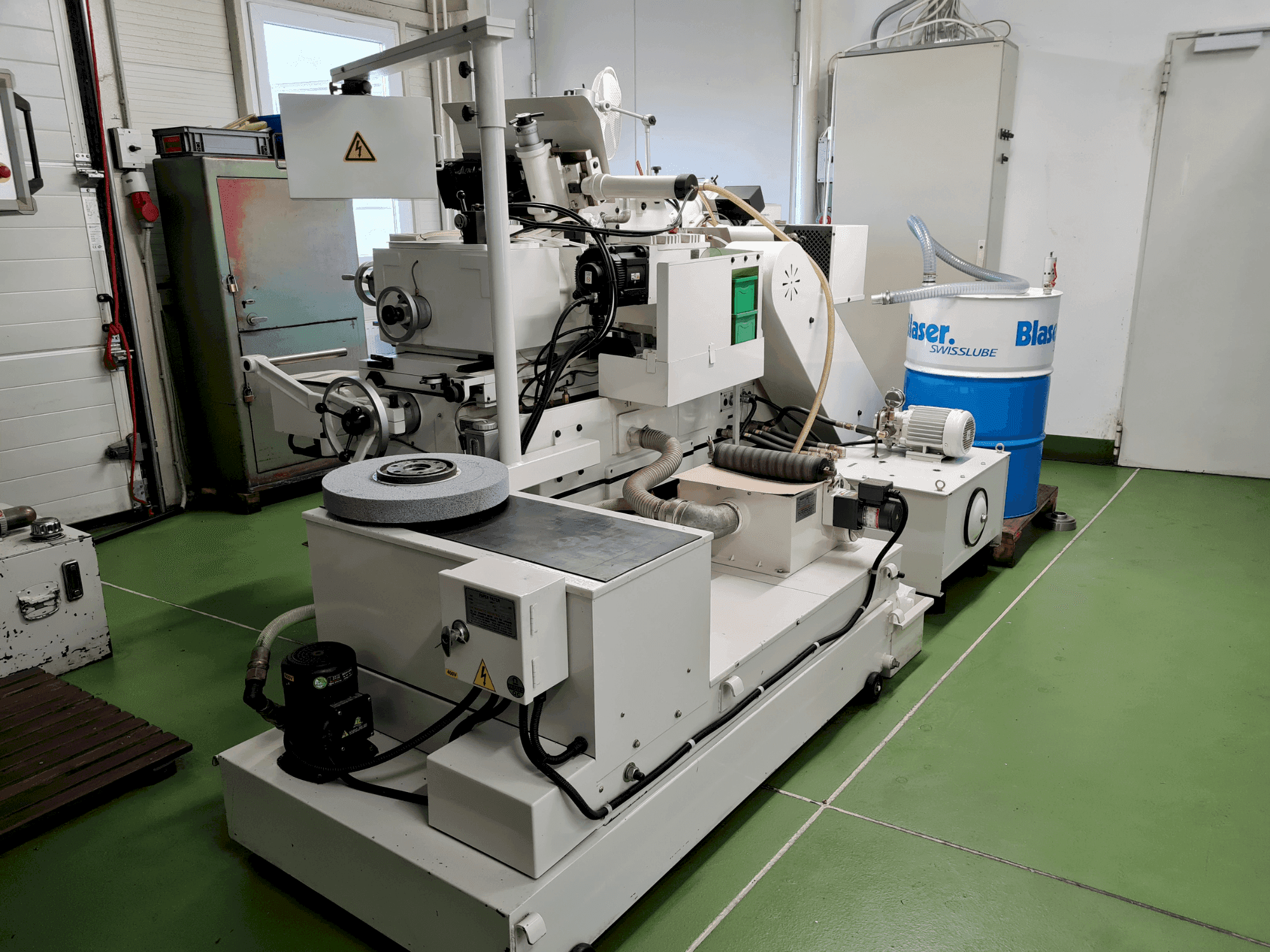 Front view of Pinnacle PC20NC machine