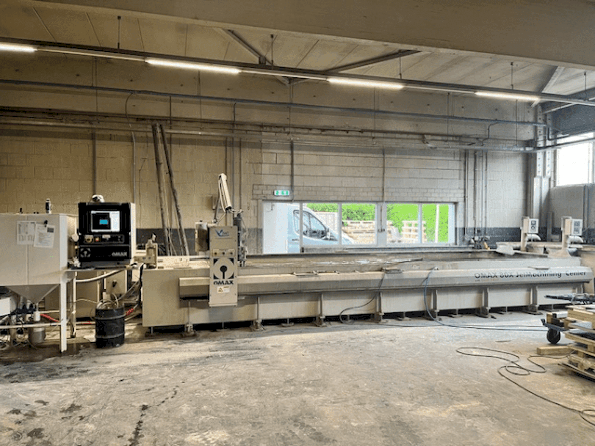 Front view of OMAX 80X machine