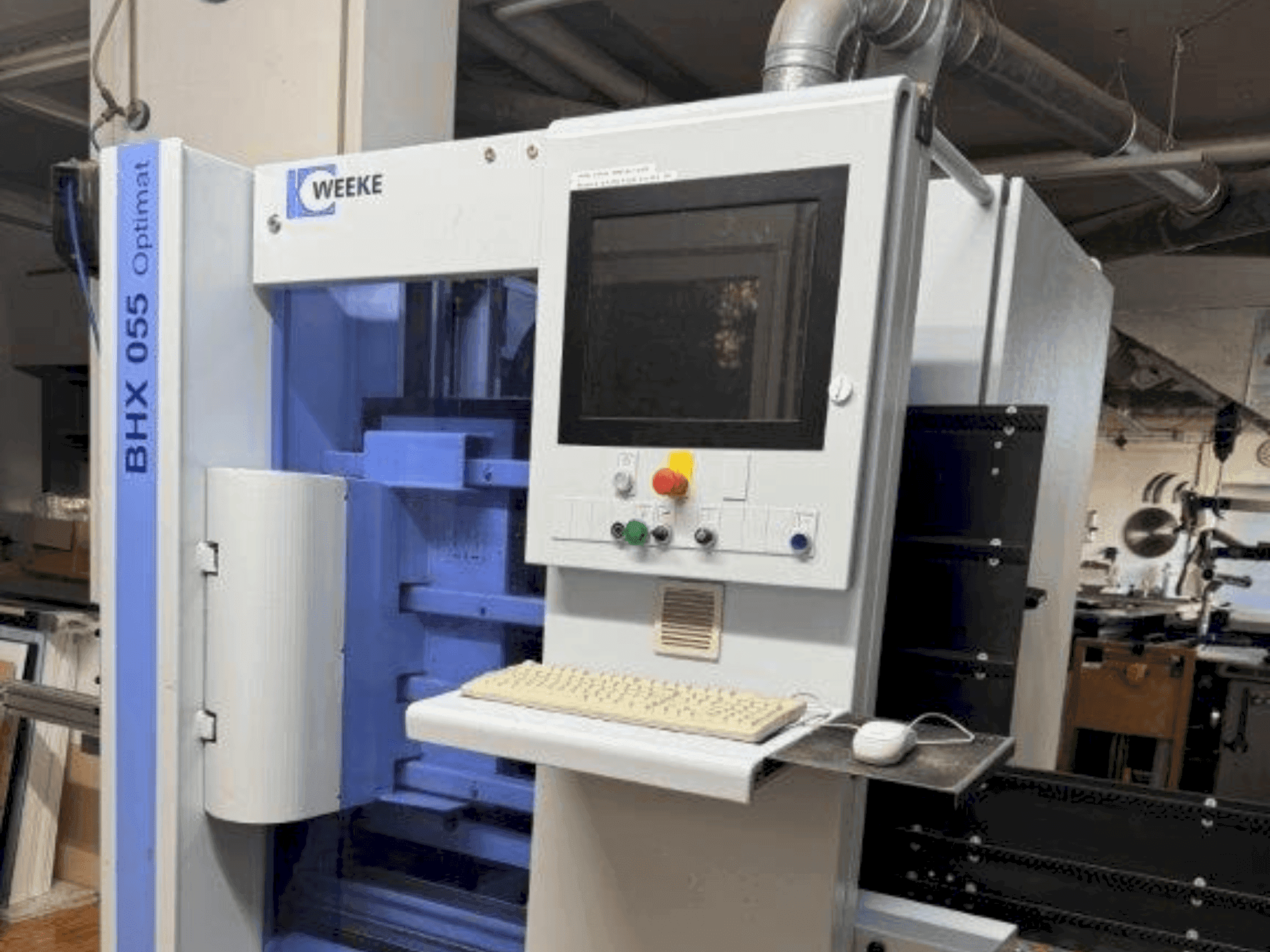 Front view of HOMAG WEEKE BHX 055 machine