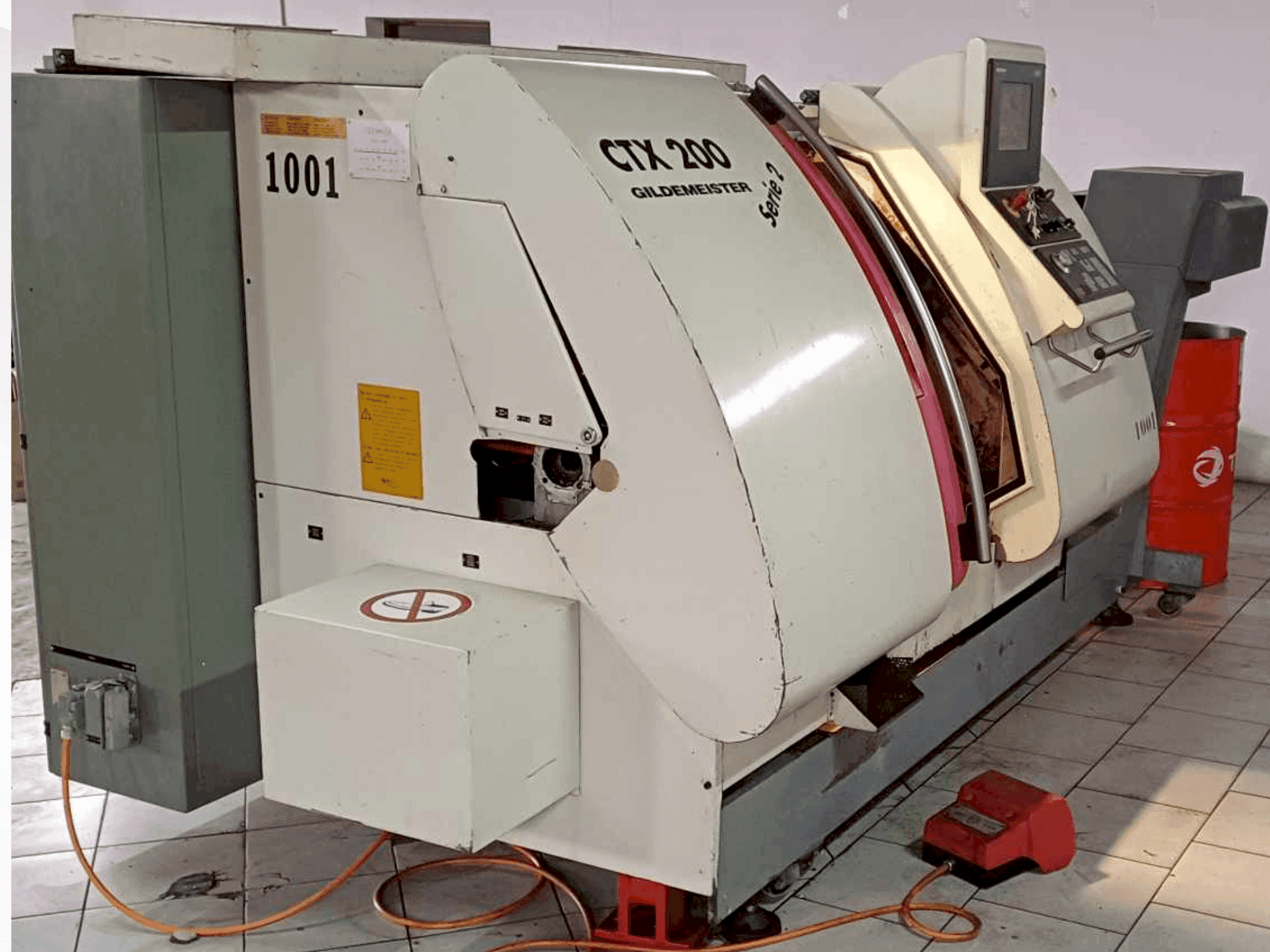 Front view of Gildemeister CTX 200 S2 machine