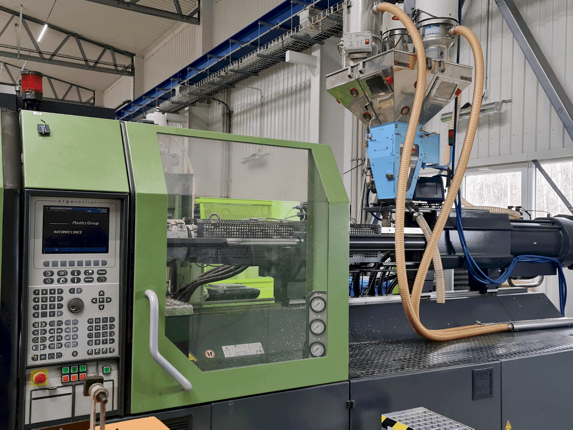 Left side view of DEMAG Concept 420/810-2300 machine