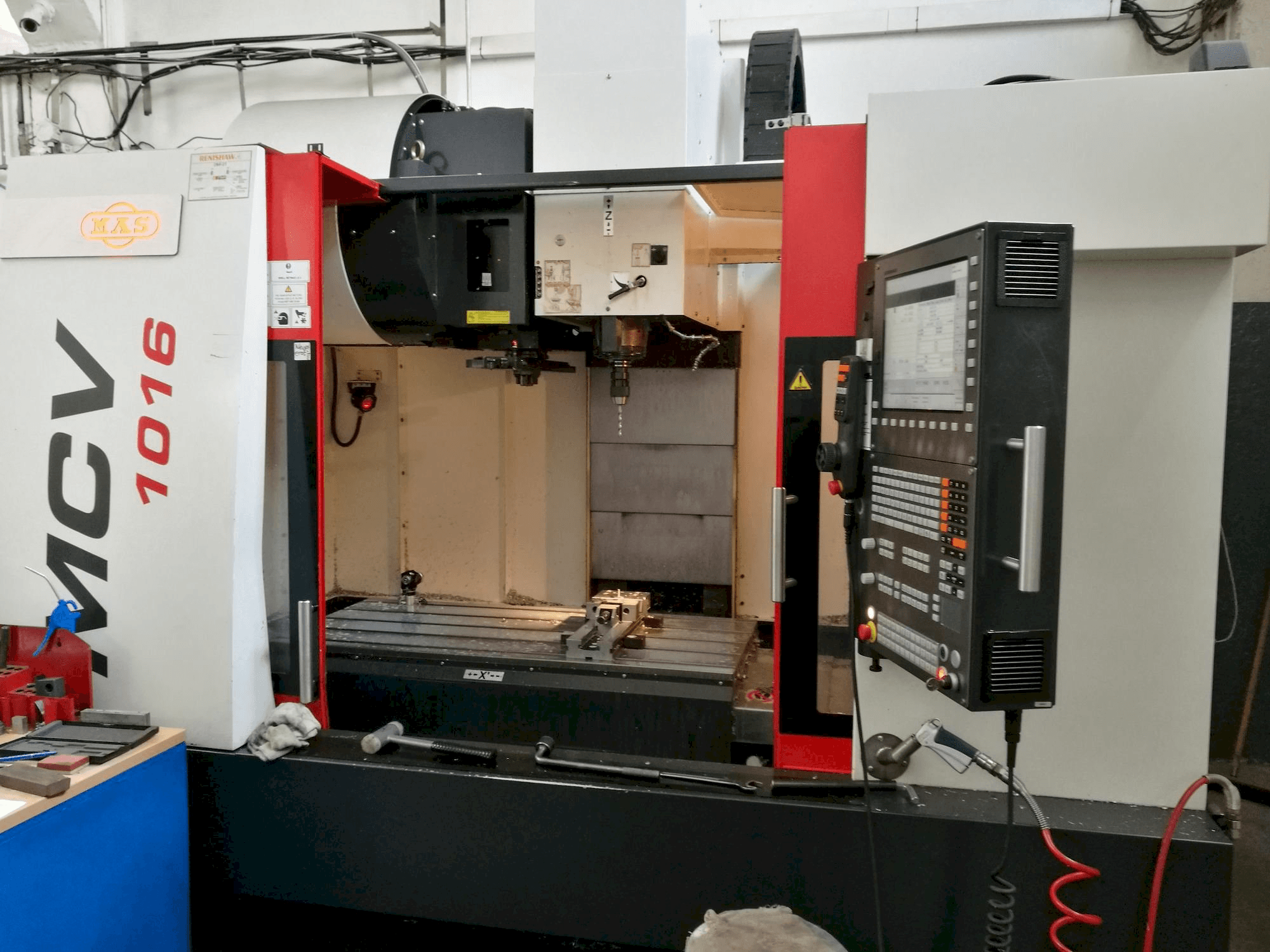 Front view of KOVOSVIT MAS MCV 1016 Quick machine