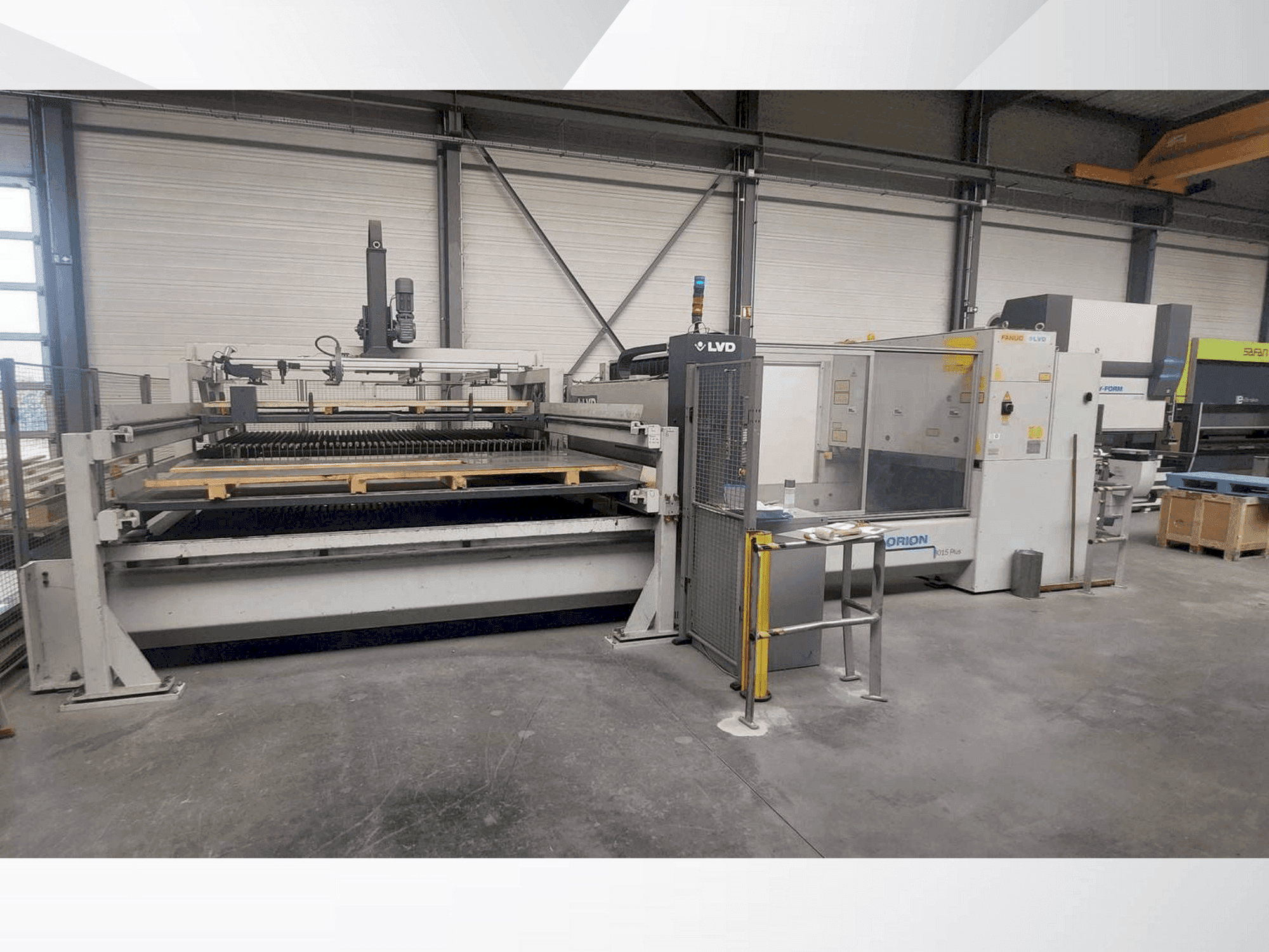 Front view of LVD Orion 4KW machine