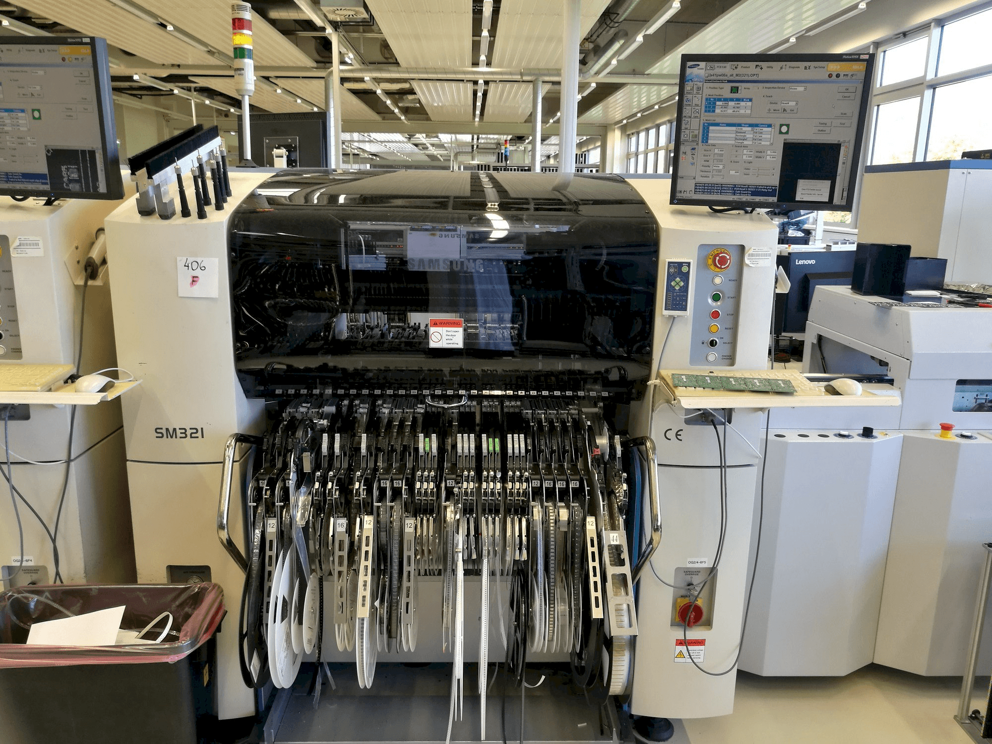 Front view of Samsung SM 321 machine