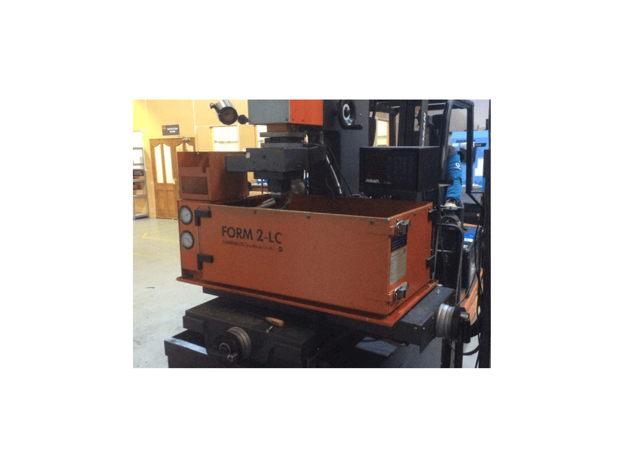 Front view of CHARMILLES Form 2-LC machine