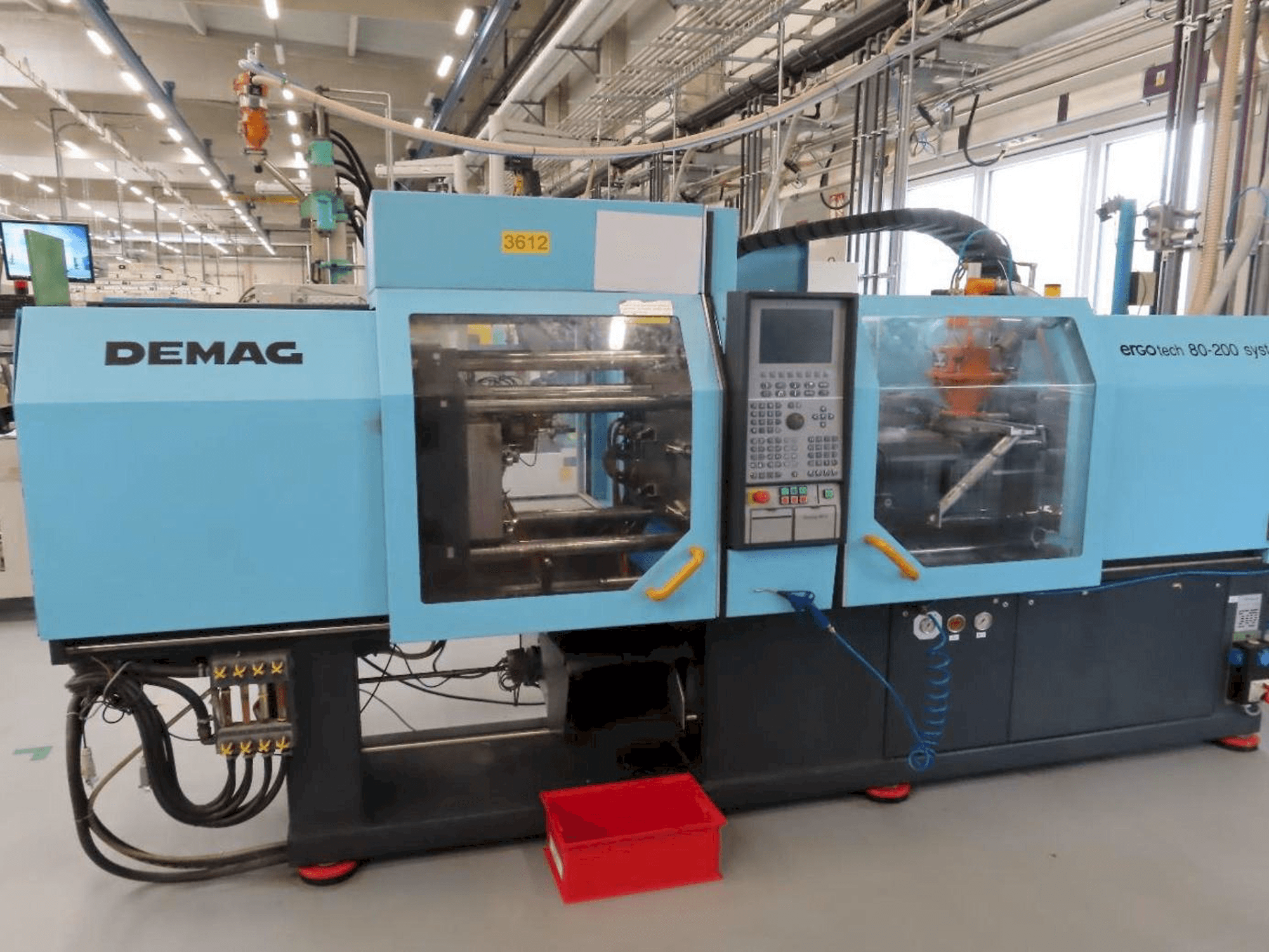 Front view of DEMAG Ergotech 80-200 System machine