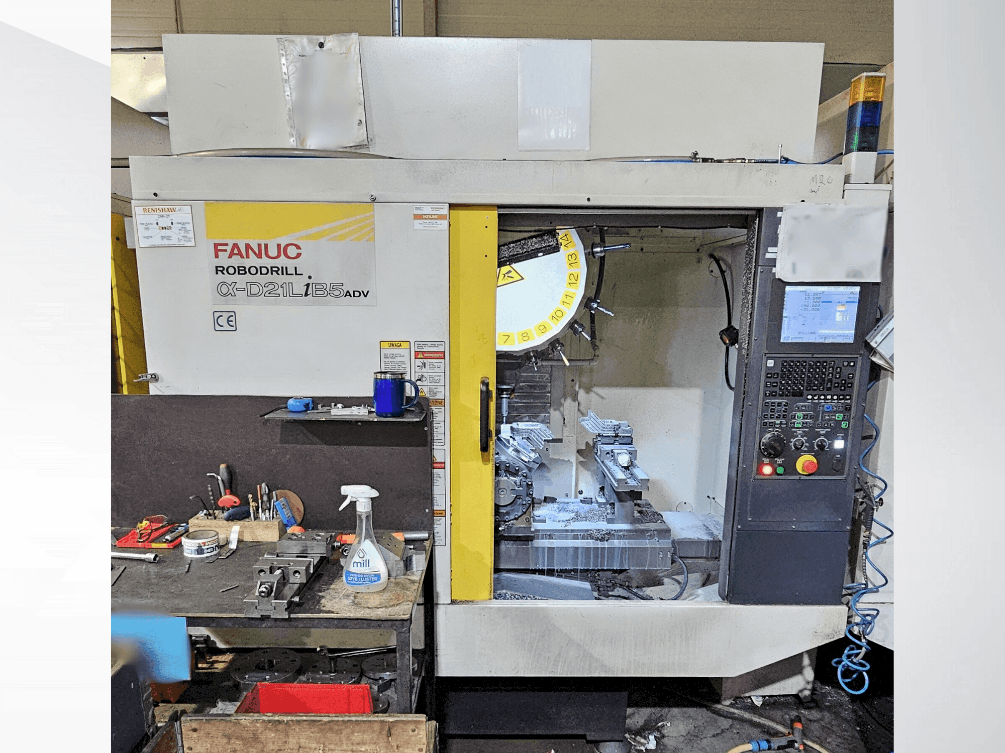 Front view of FANUC Robodrill α-D21LiB5ADV machine