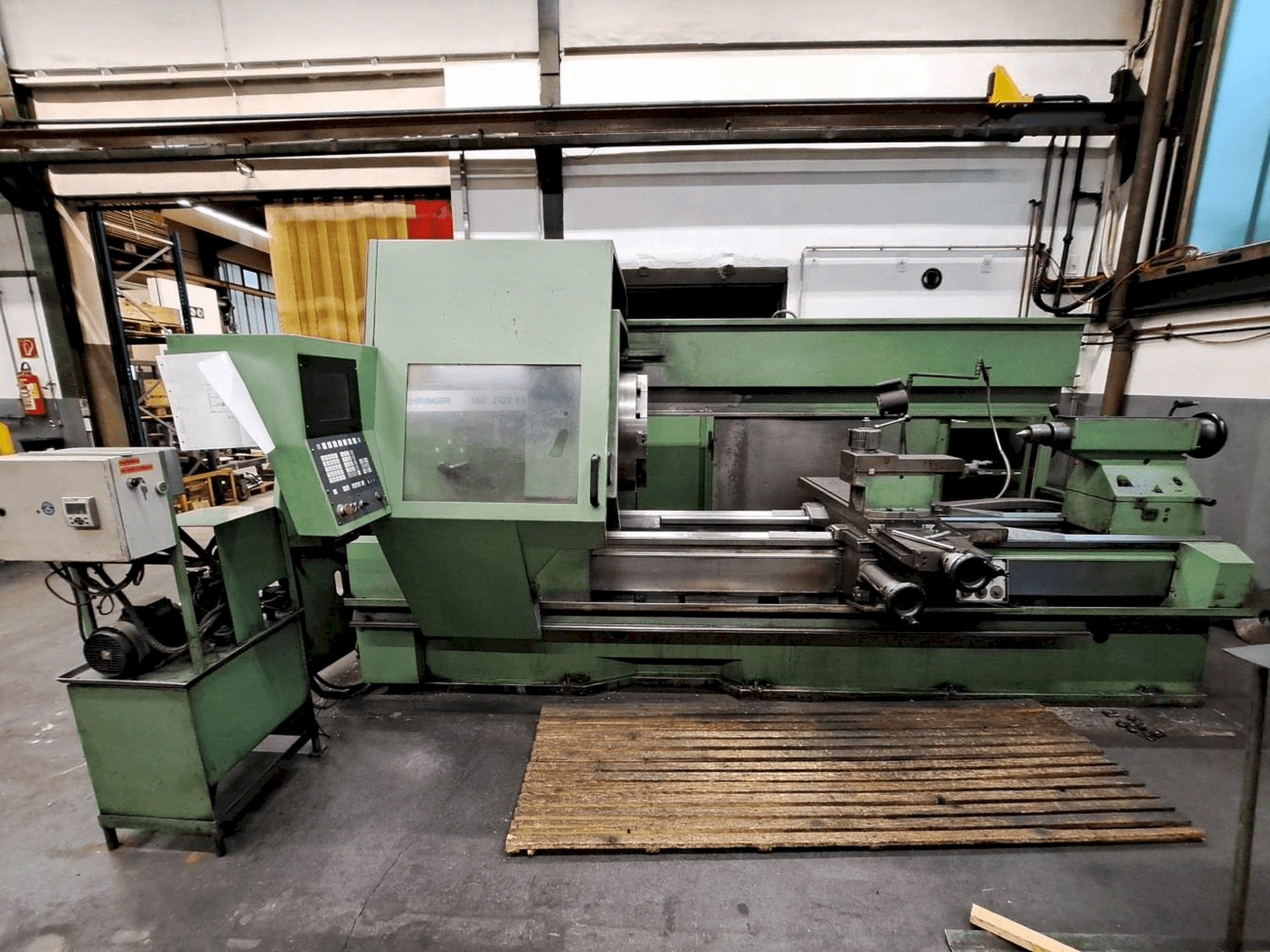 Front view of BOEHRINGER VDF DUS 1000 machine