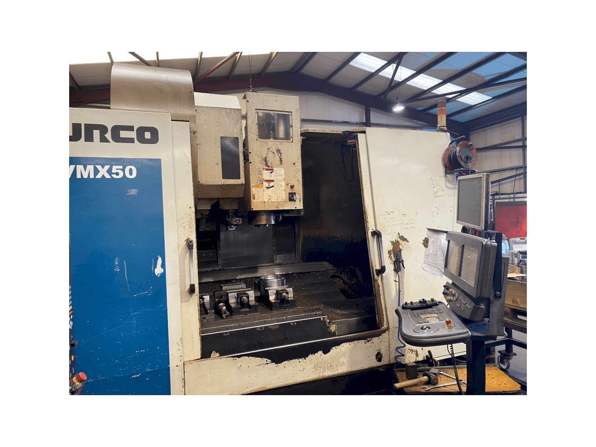 Front view of Hurco VMX 50/50T machine