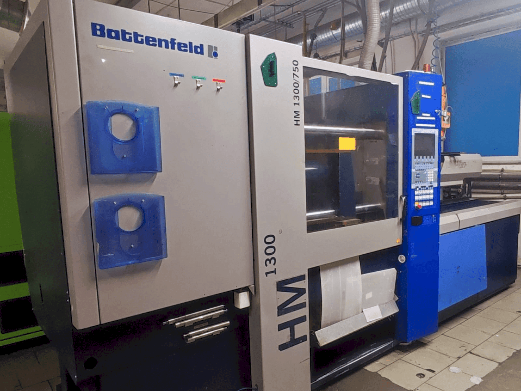 Front view of Battenfeld HM 1300/750 machine