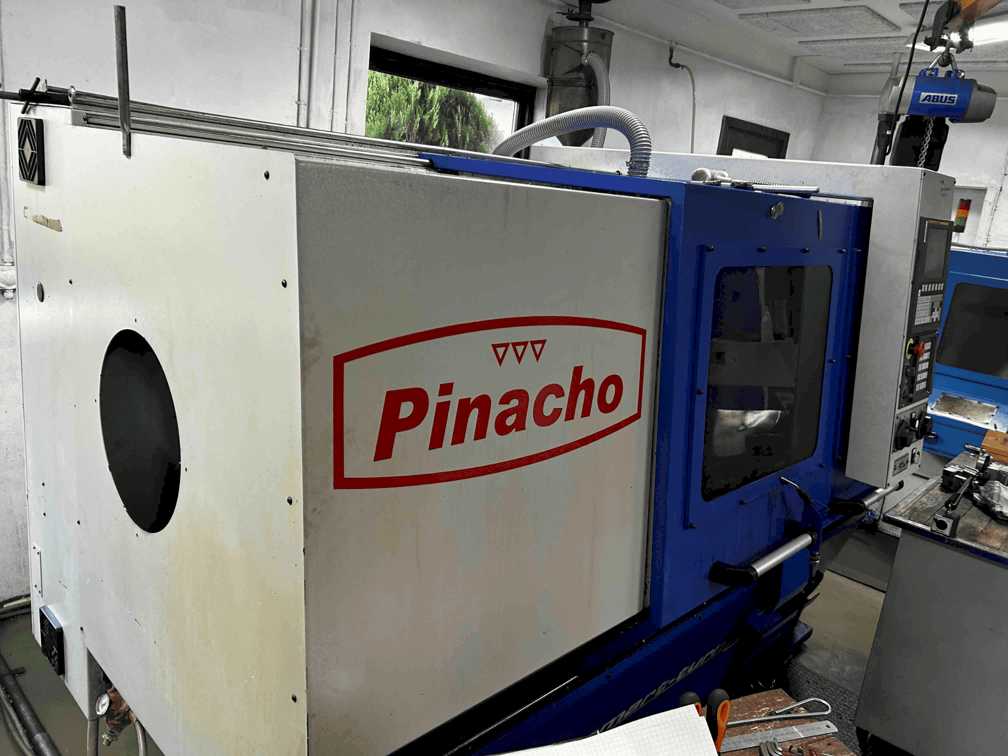 Front view of Pinacho SMART 360 machine