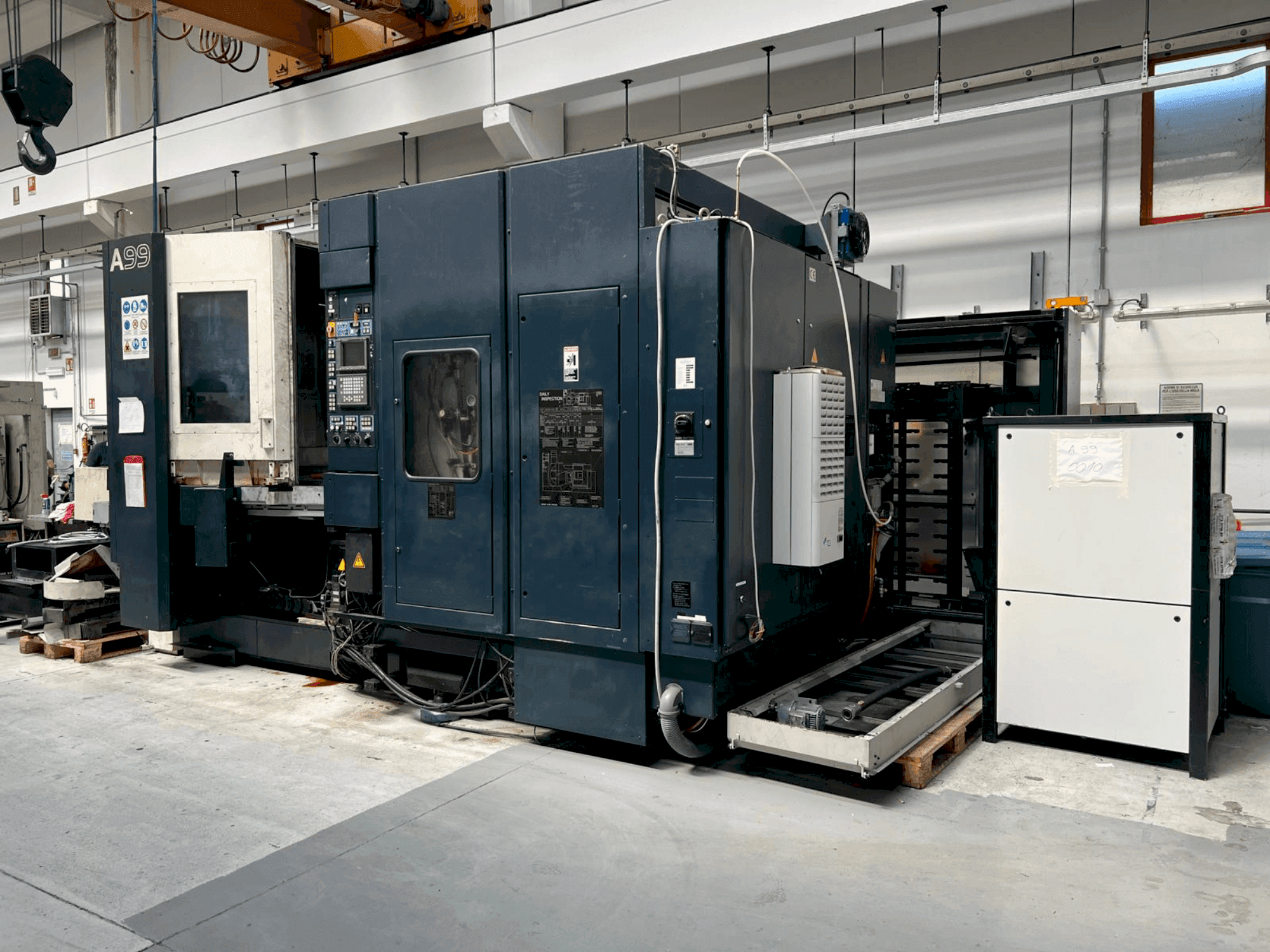 Front view of Makino A99-A132 machine