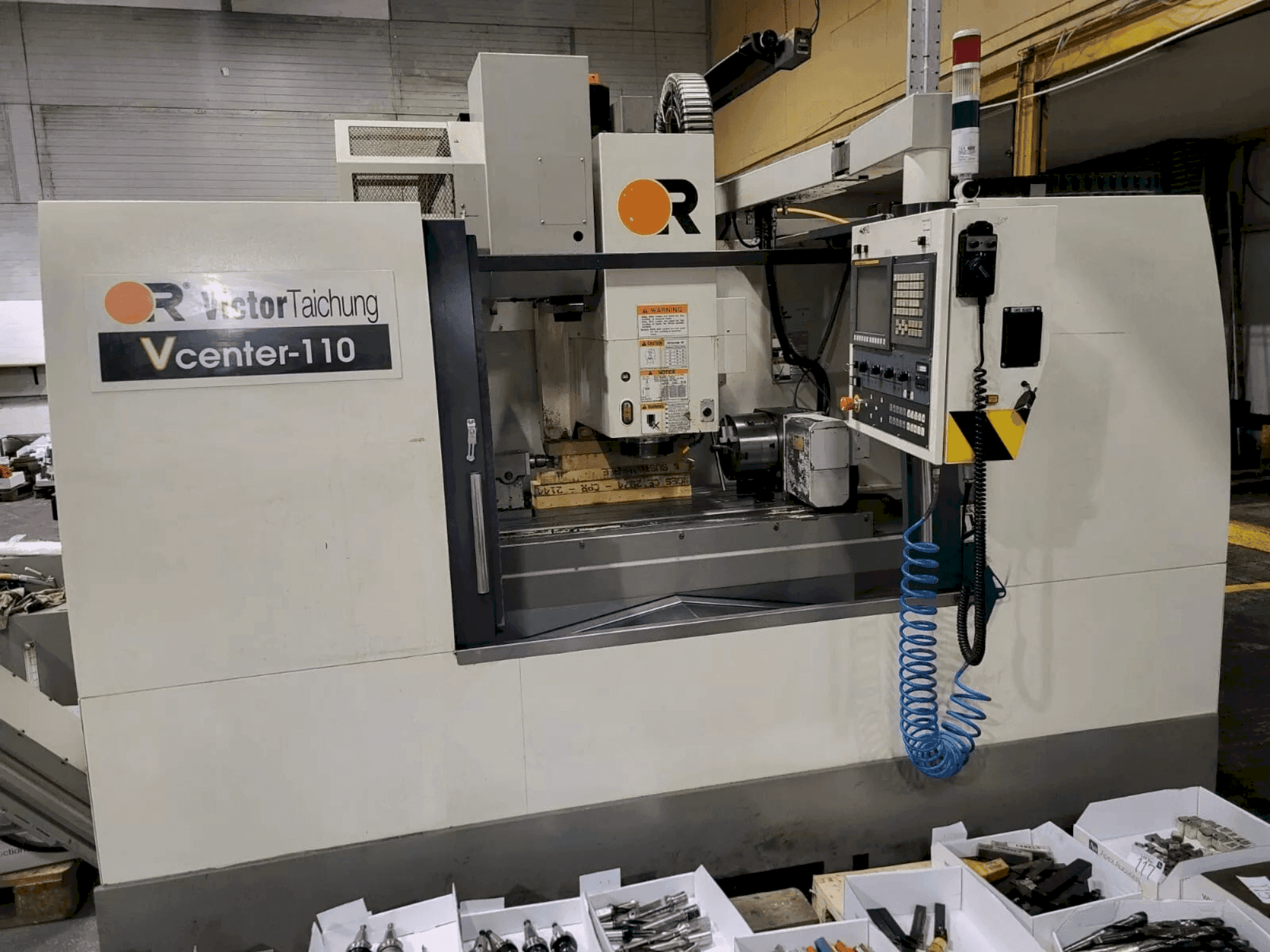 Front view of Victor V center - 110 machine