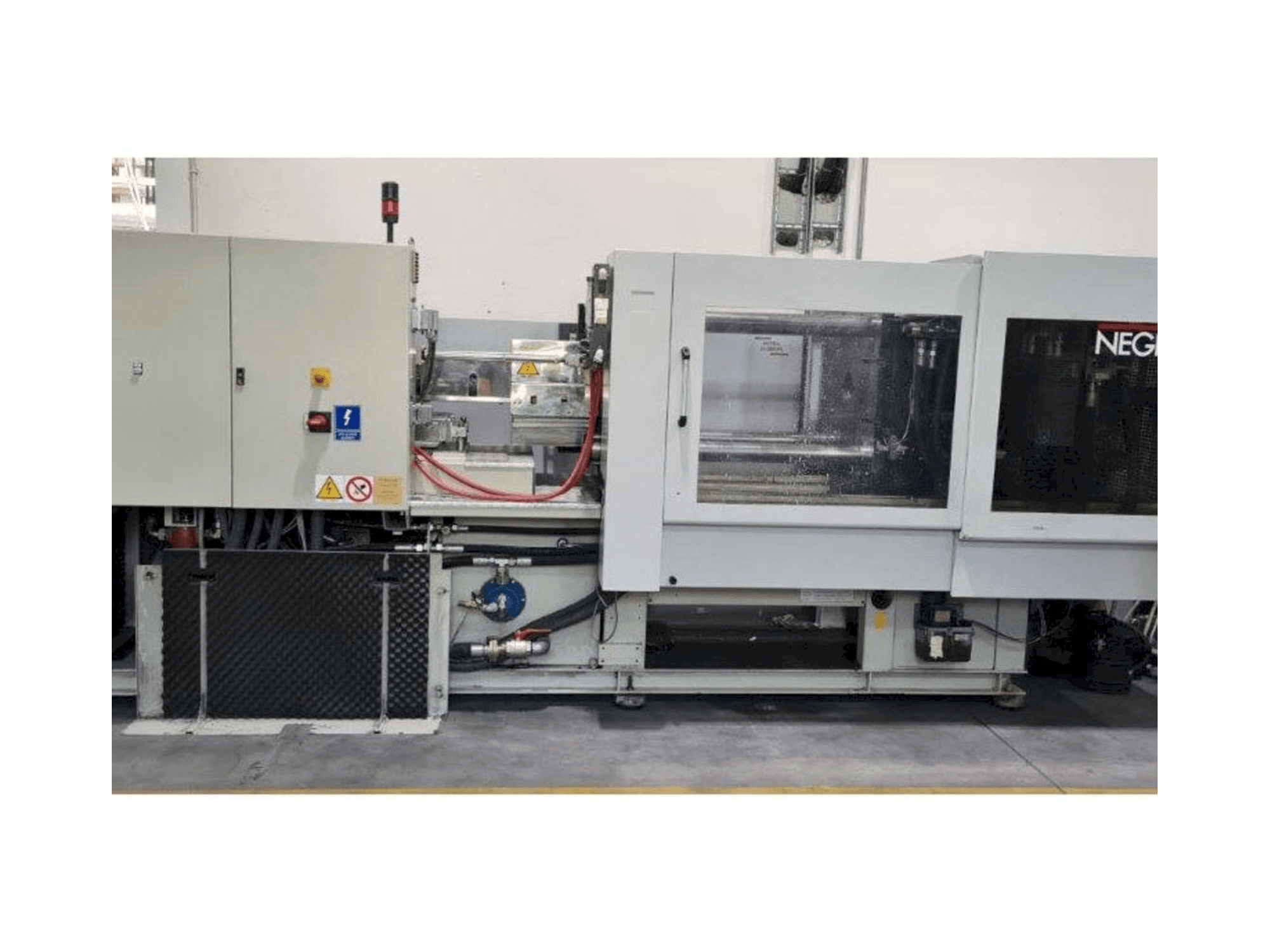 Front view of Negri Bossi V210 machine