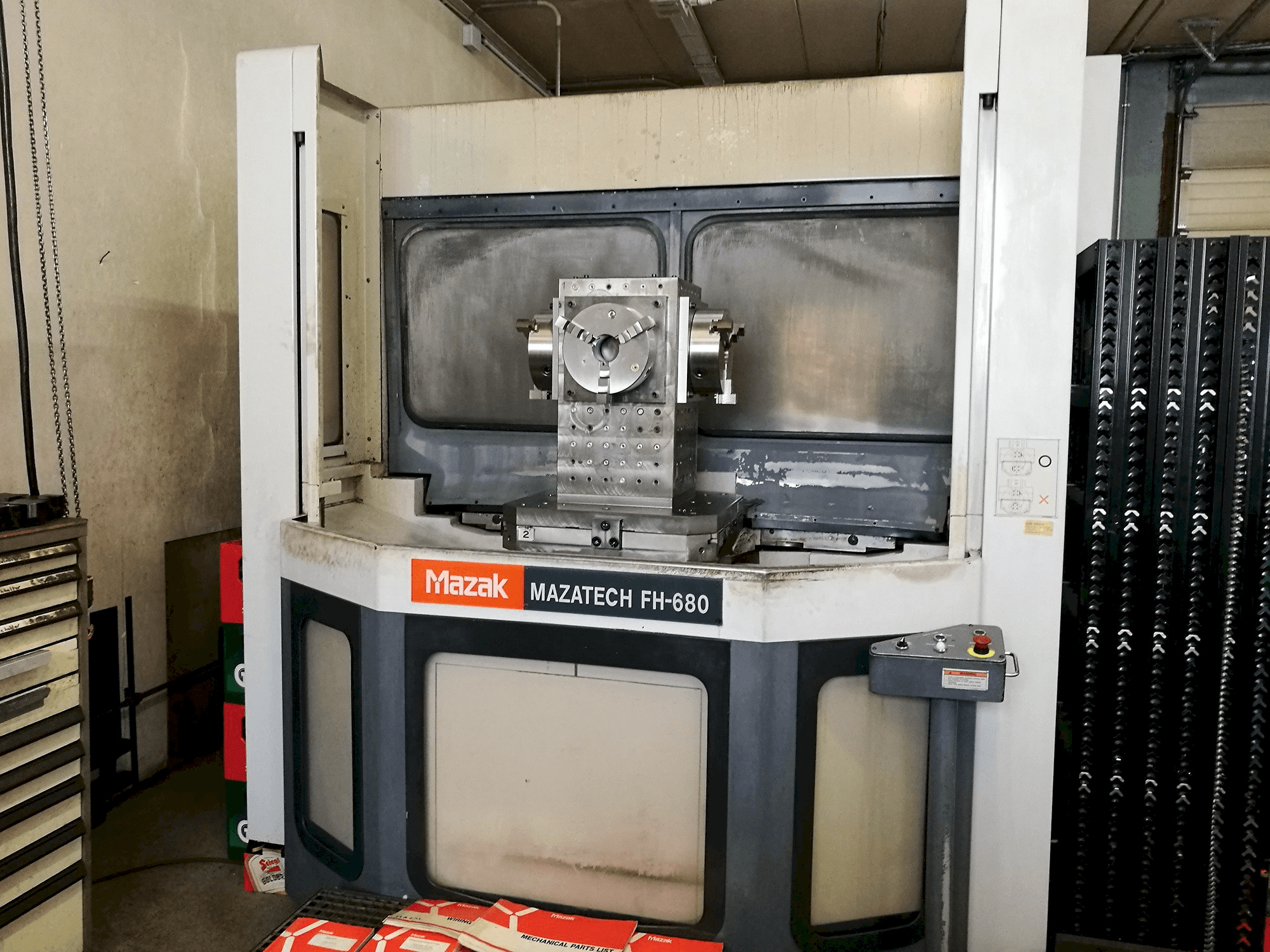 Front view of Mazak Mazatech FH-680 machine