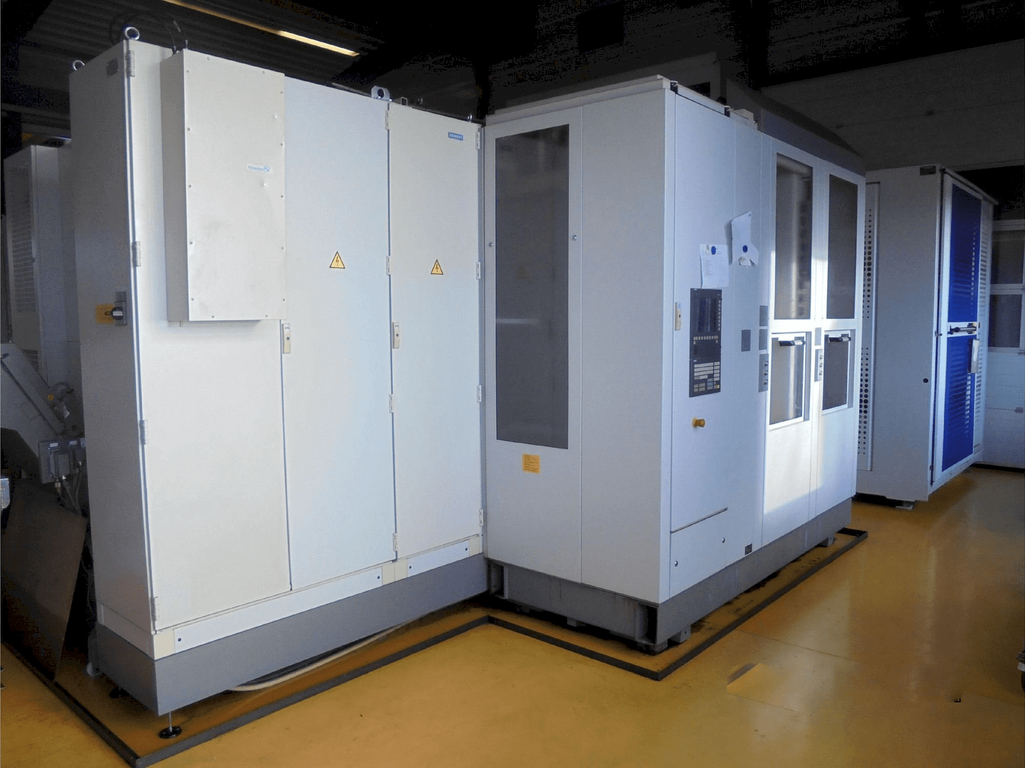 Front view of Heckert HEC500D XXL machine