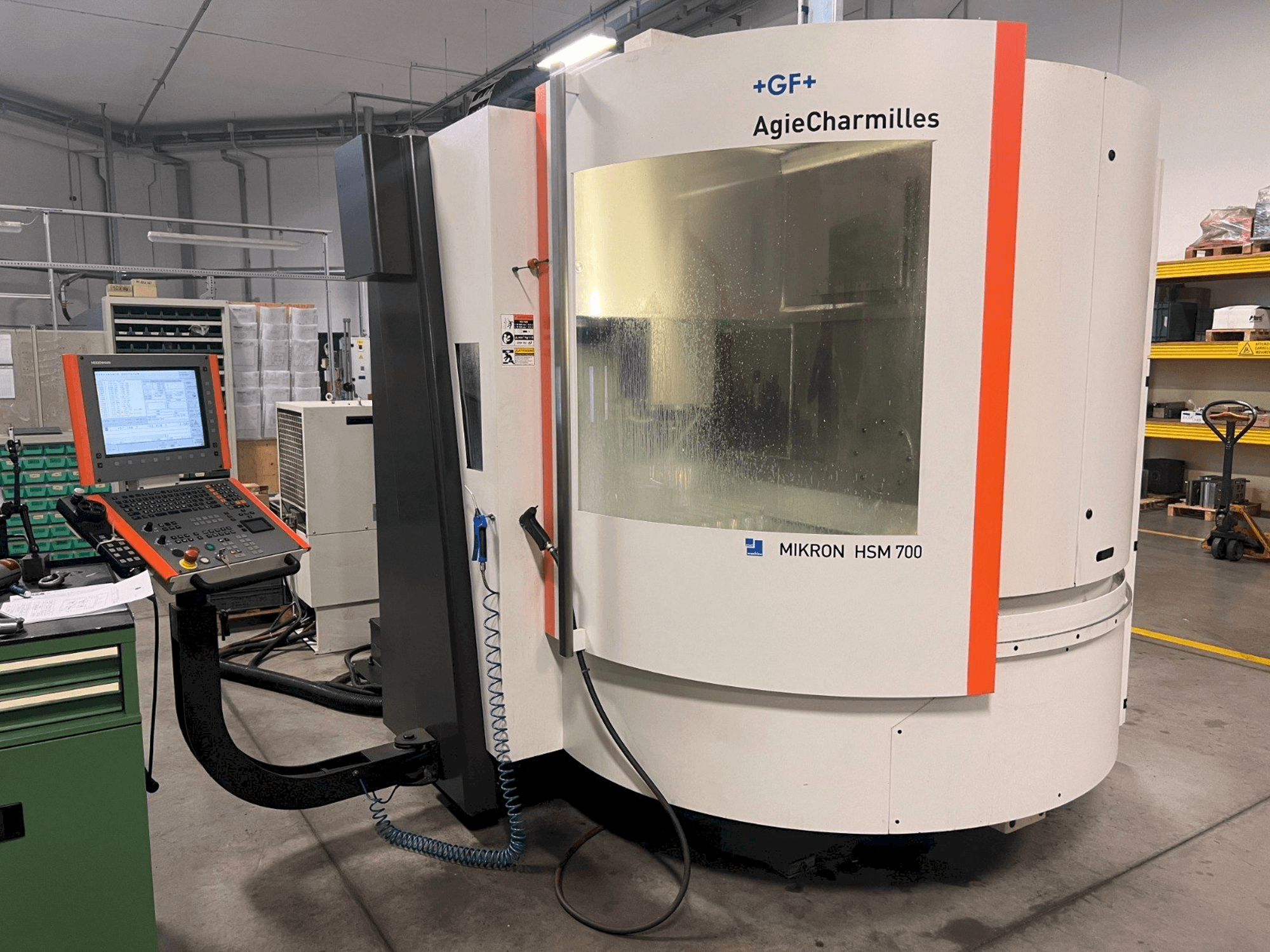 Front view of AgieCharmilles MIKRON HSM 700 machine