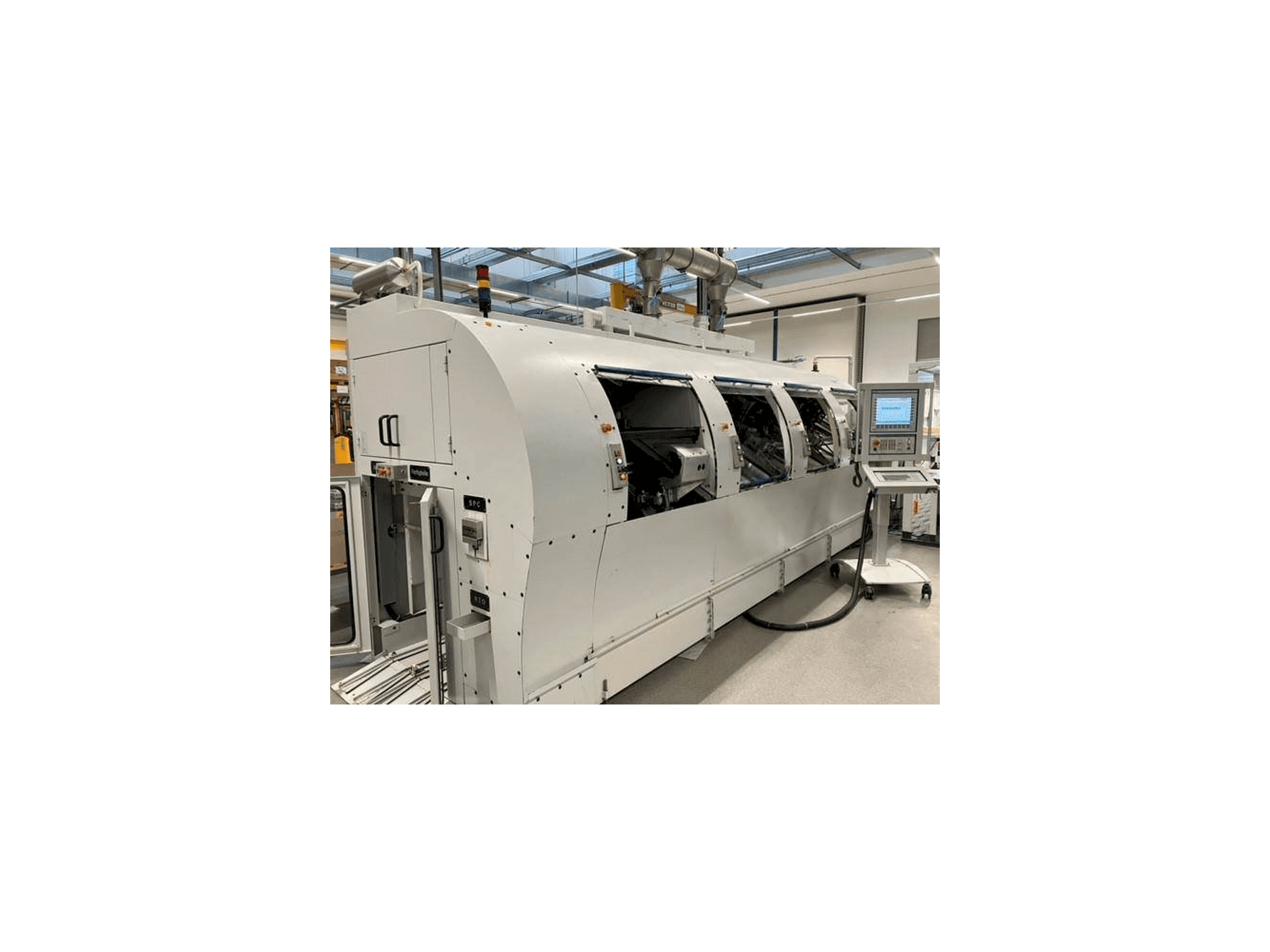 Front view of MIKRON Multistep XS machine