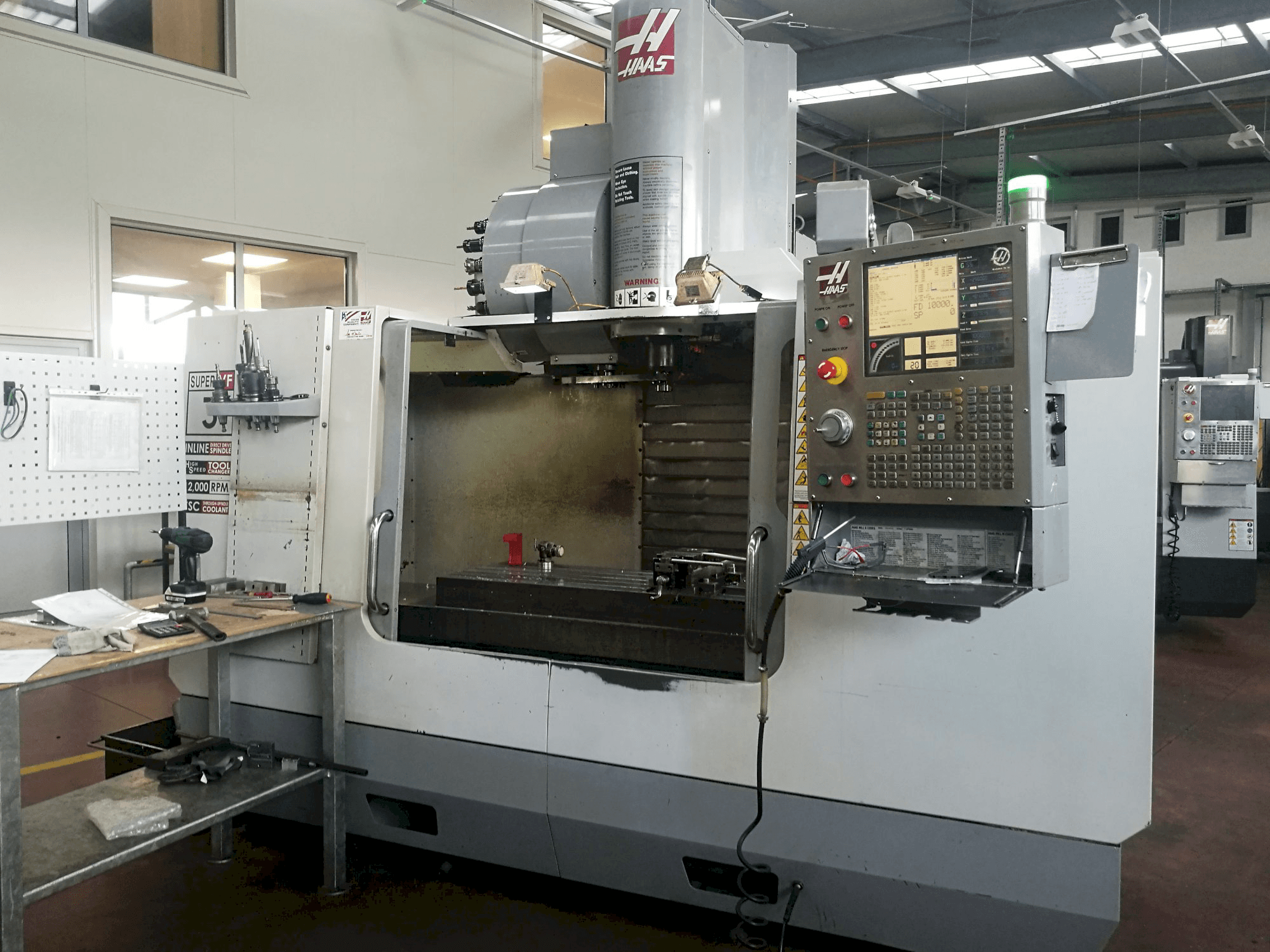Front view of HAAS VF-3SSHE Machine