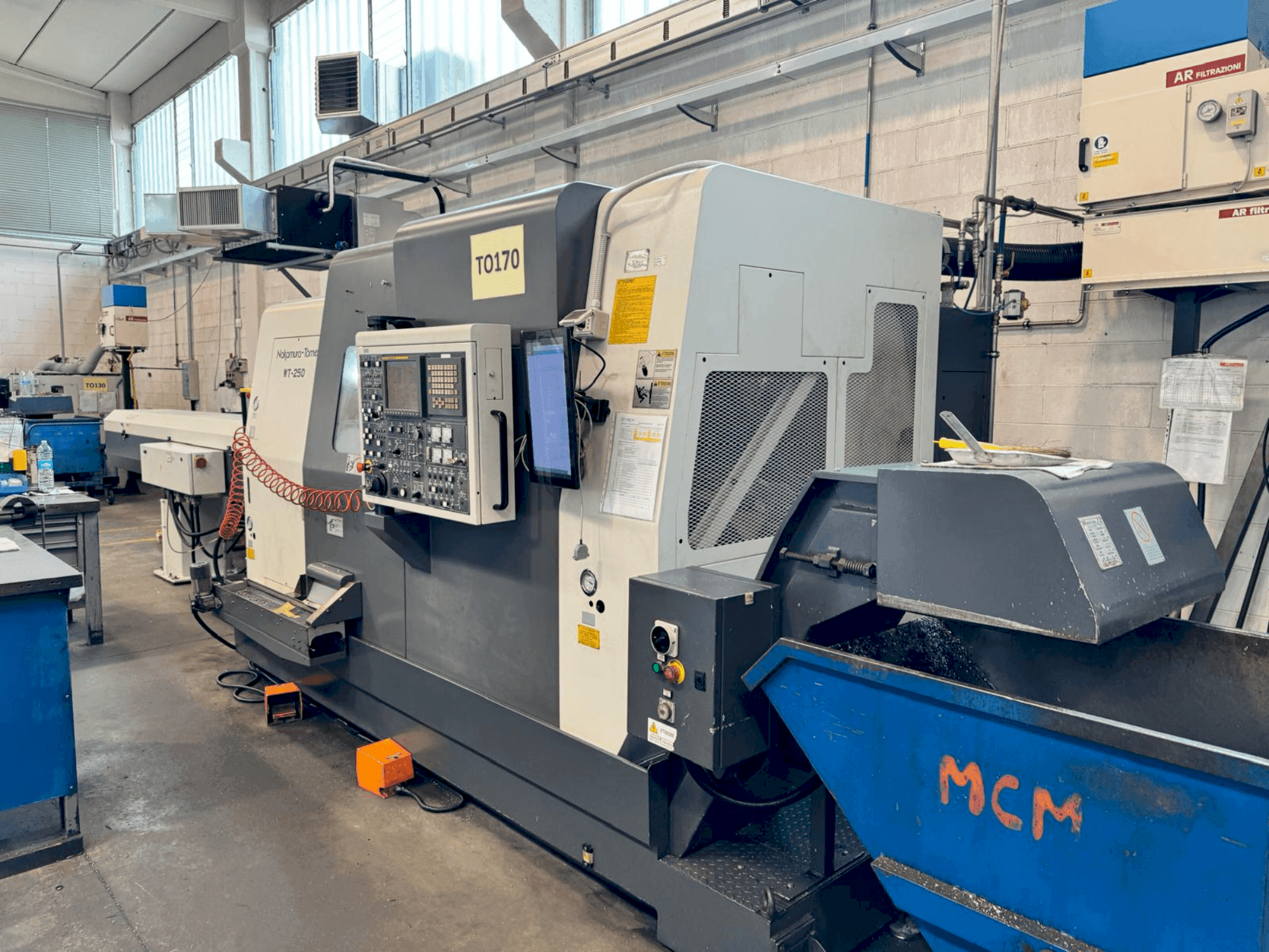 Front view of NAKAMURA WT 250 machine