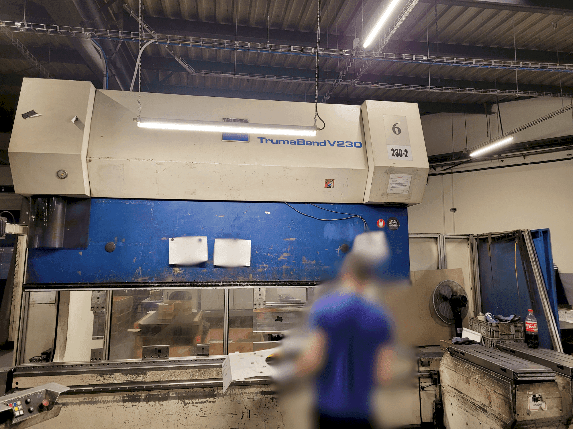 Front view of TRUMPF Trumabend V230 machine