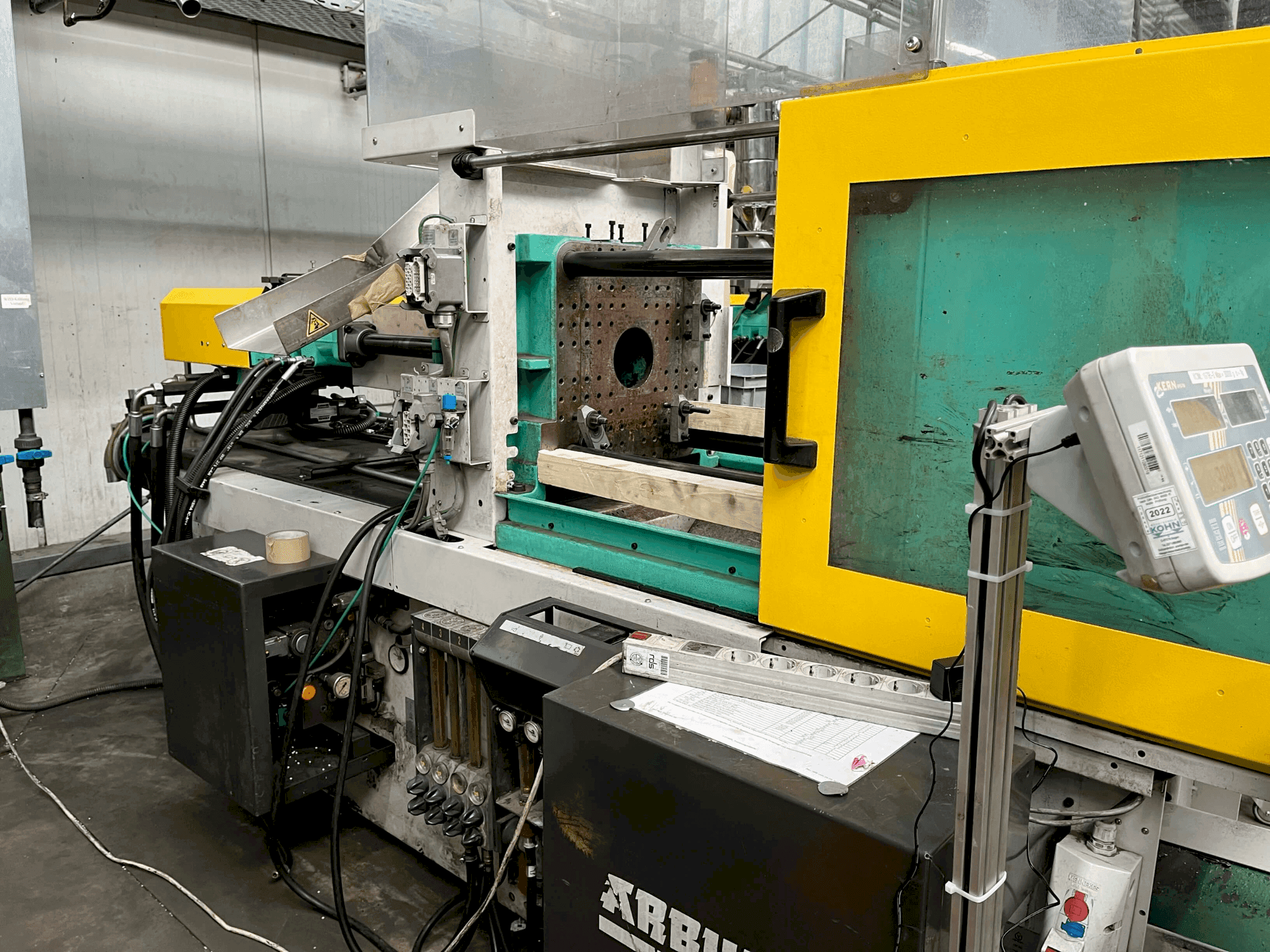 Front view of Arburg Allrounder 320-50 C machine