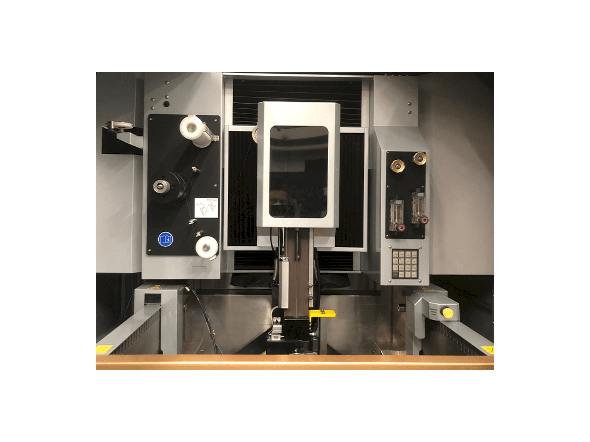 Front view of EROWA Robot Compact 80 machine