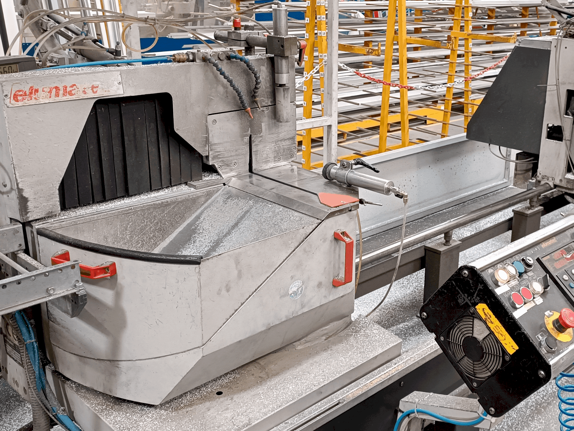 Front view of Elumatec DG 104/02 E255 machine