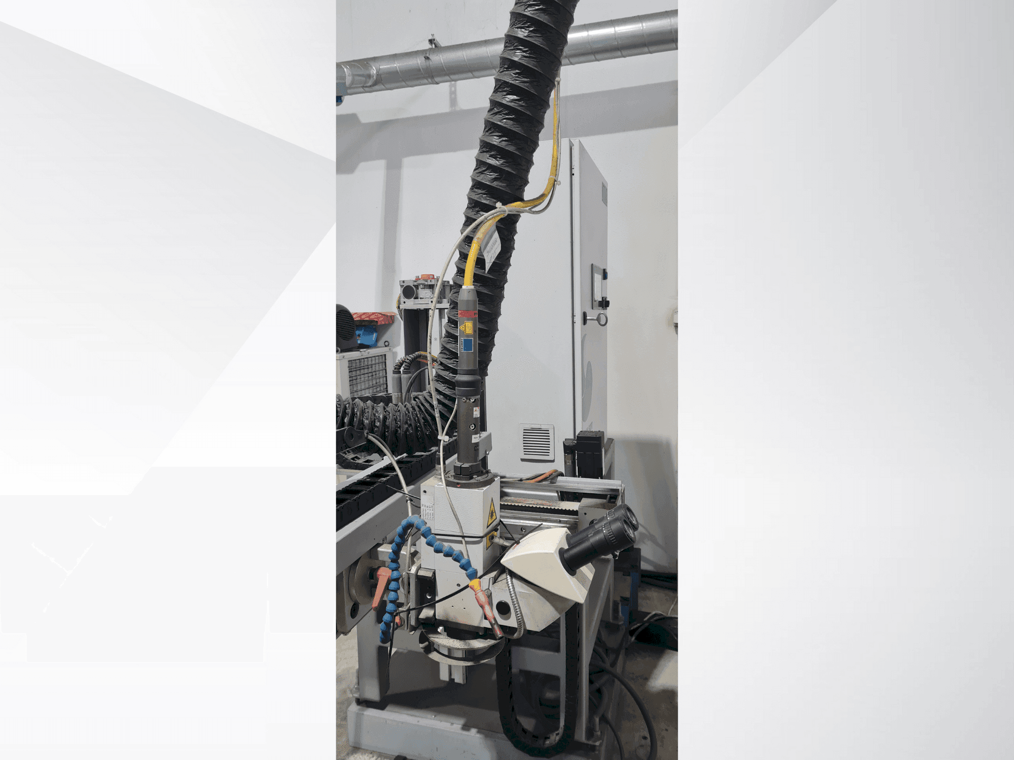 Front view of TRUMPF TRUPULSE 304 machine