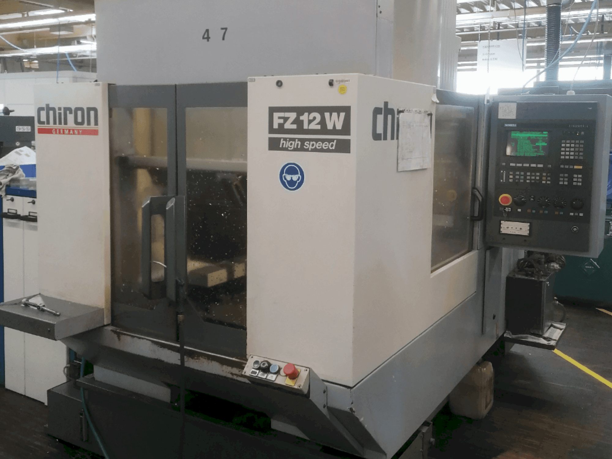 Front view of CHIRON FZ 12 W machine