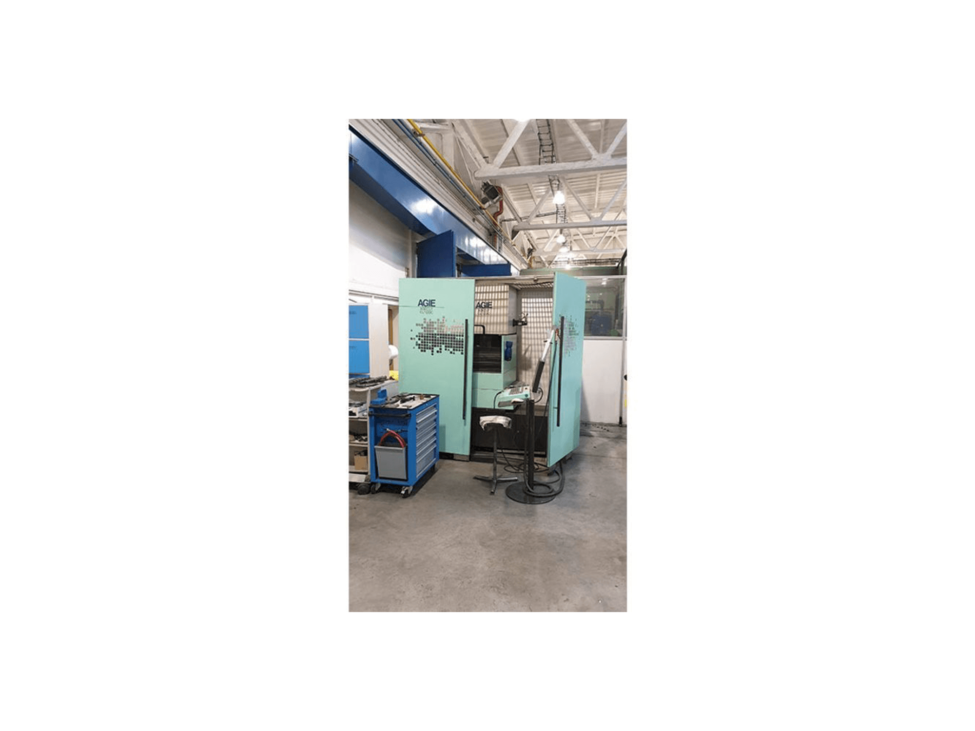 Front view of AGIE Agiecut Classic 3 machine