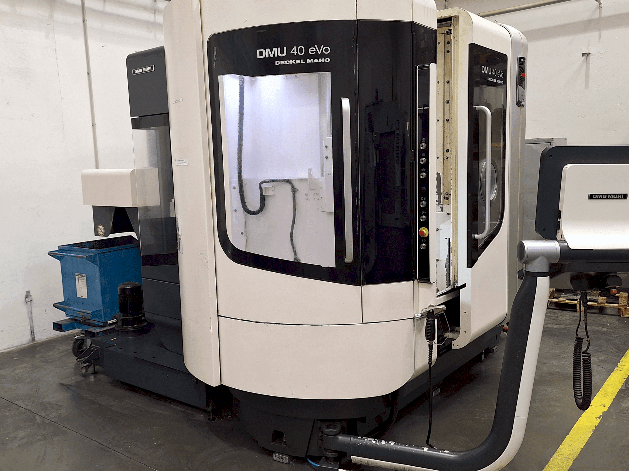 Front view of DMG MORI DMU 40 eVo machine