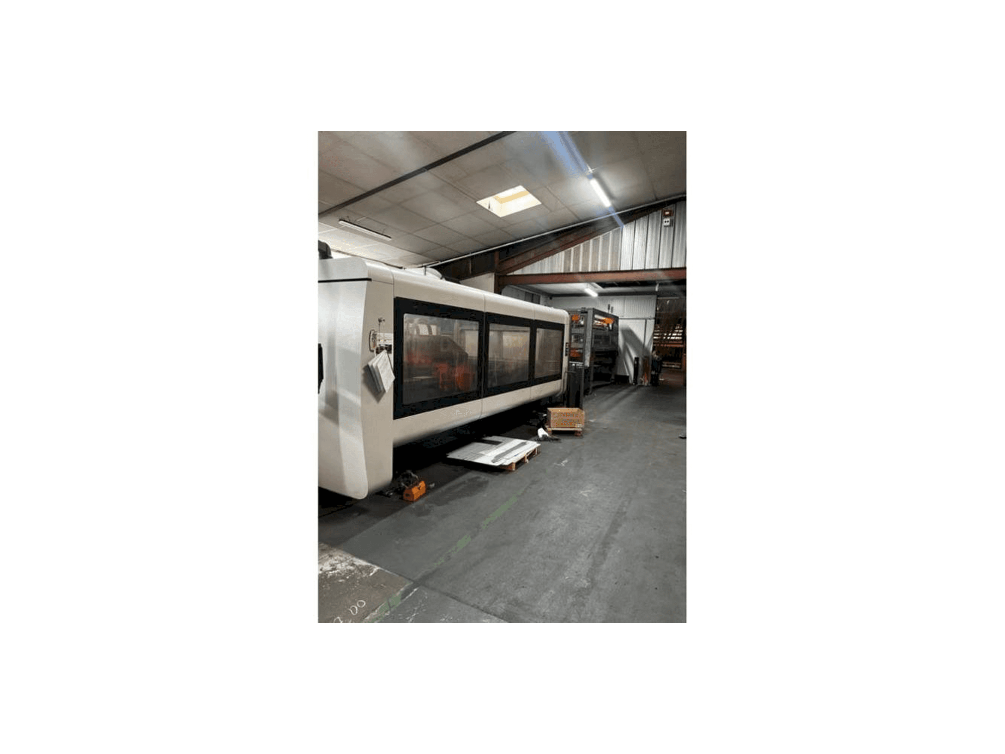 Front view of Bystronic BySprint PRO 3015 machine