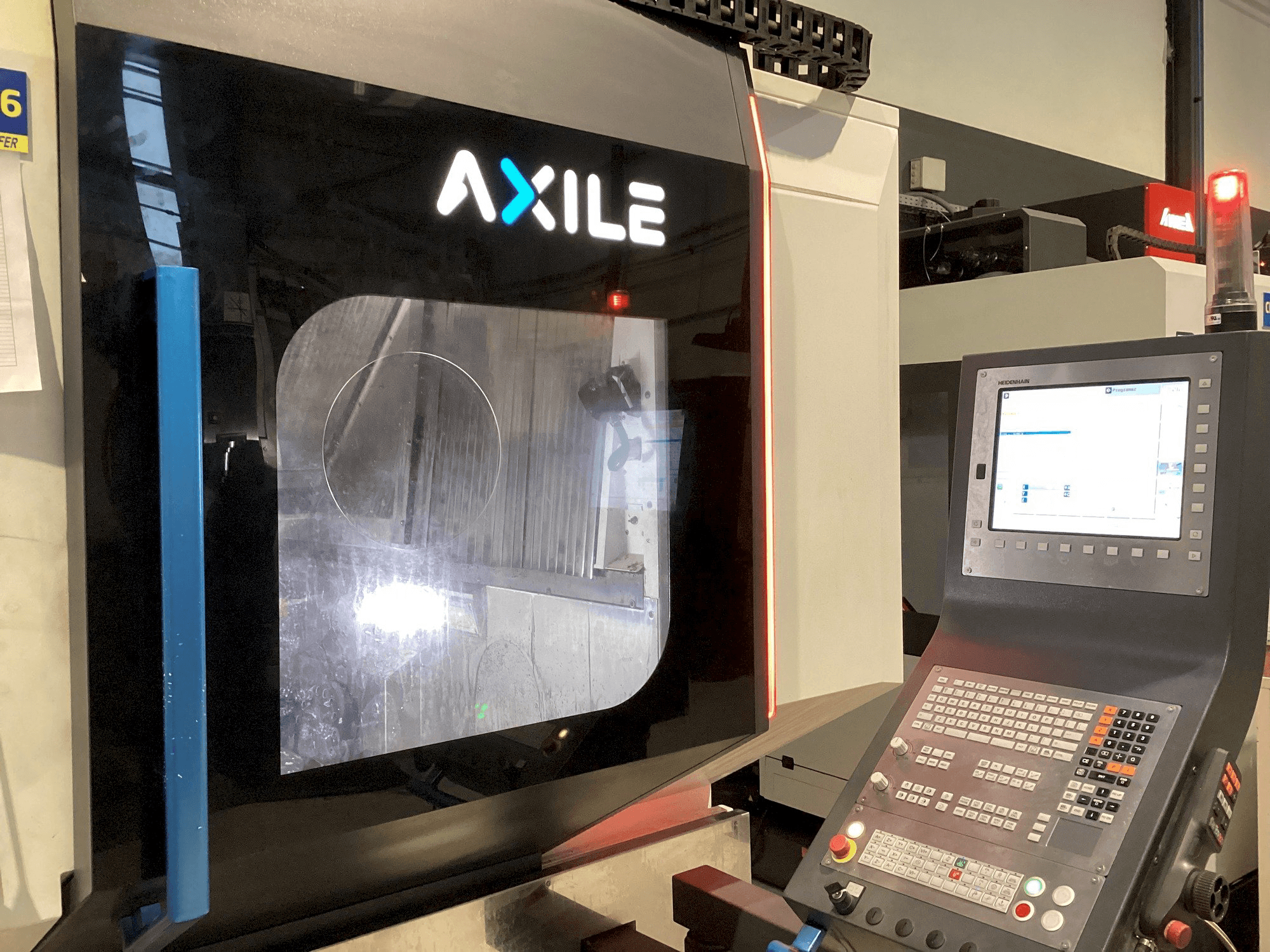 Front view of AXILE G6 machine