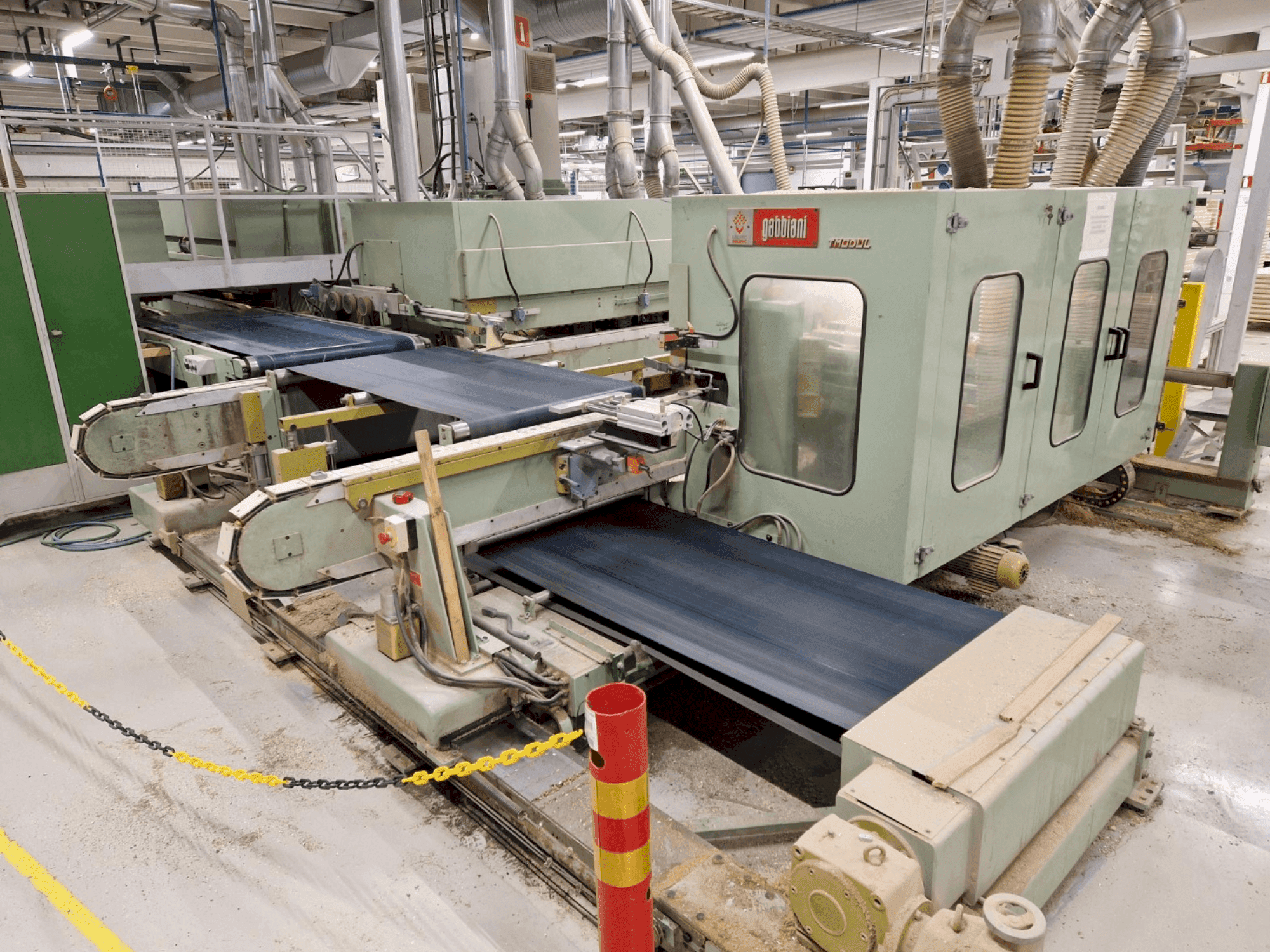 Front view of GABIANNI T-Modul machine