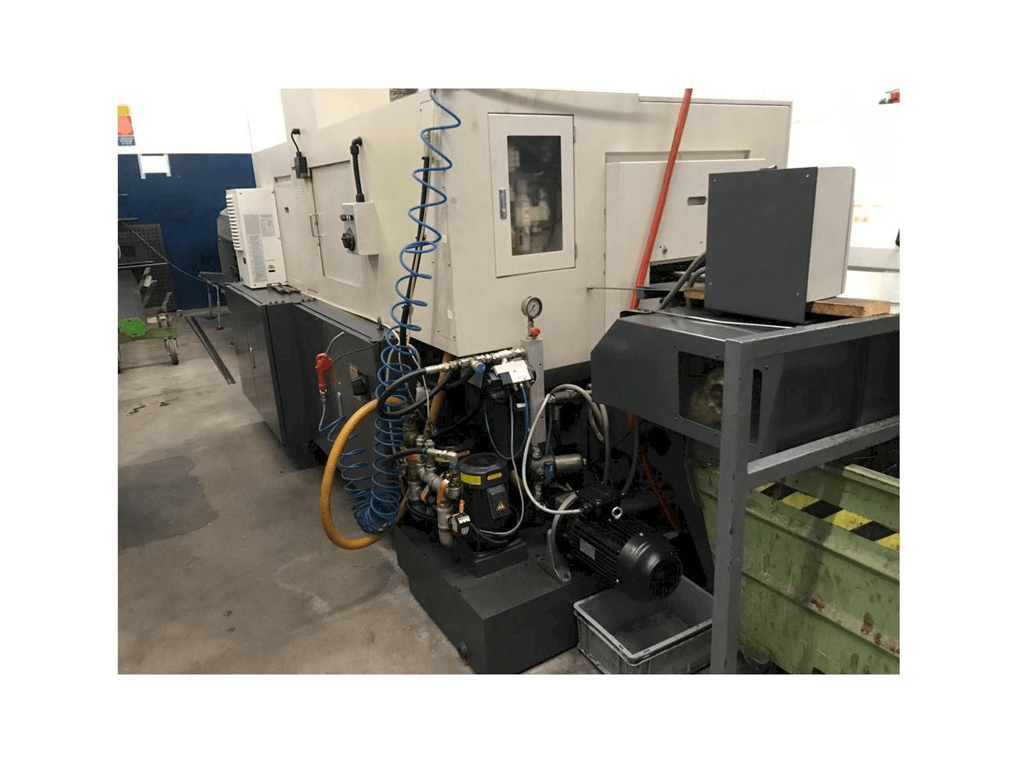 Front view of Nexturn NST 38 machine