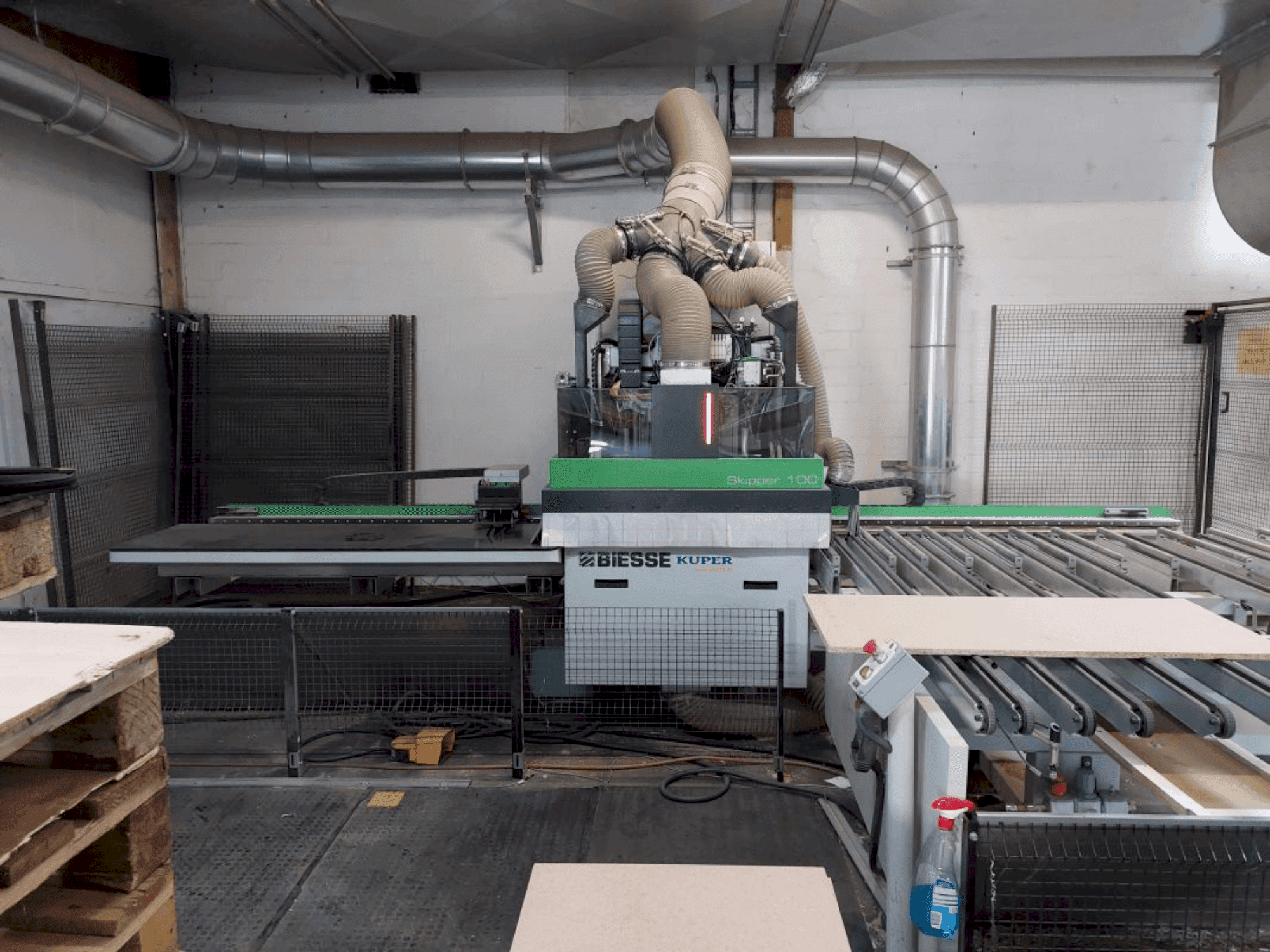 Front view of BIESSE SKIPPER 100 L machine