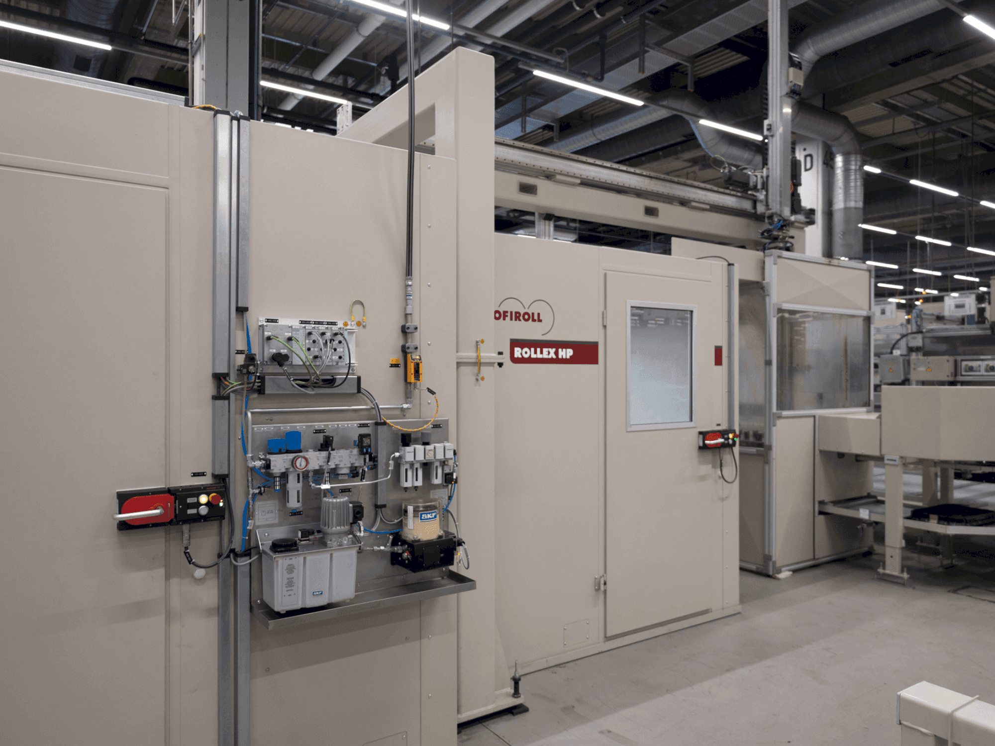 Front view of PROFIROLL ROLLEX HP machine