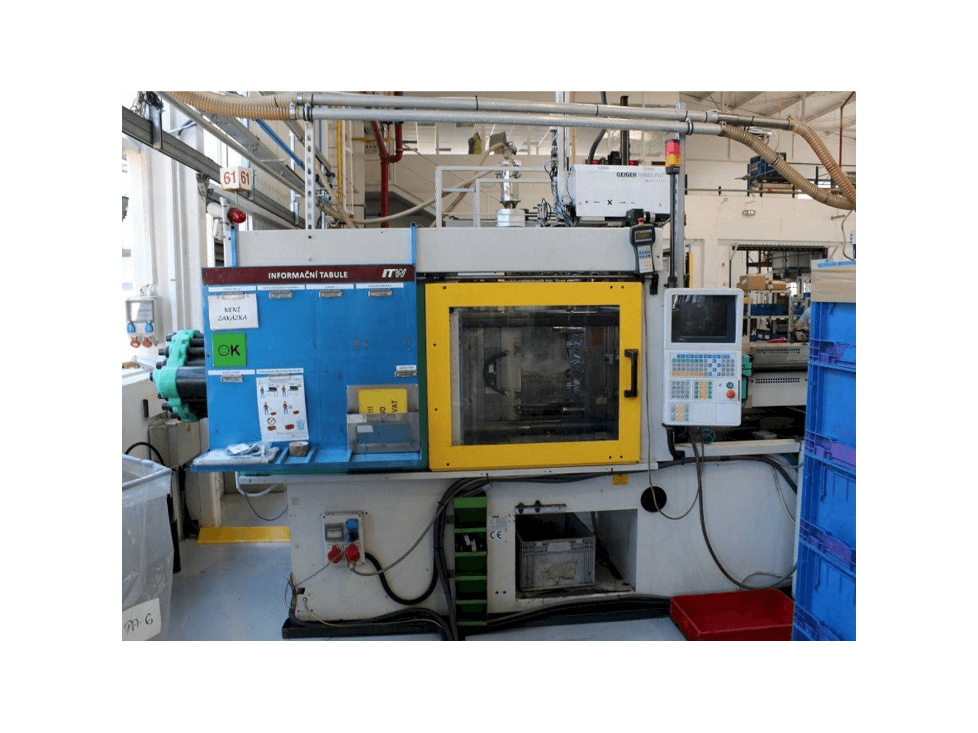 Front view of Arburg 470 C 1500-800 machine