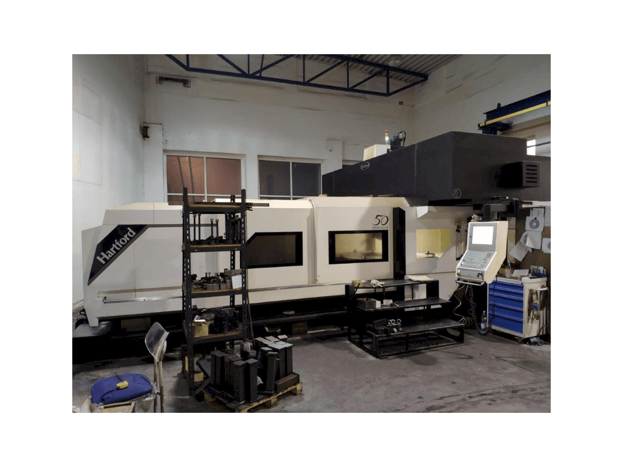 Front view of Hartford SW-426 machine