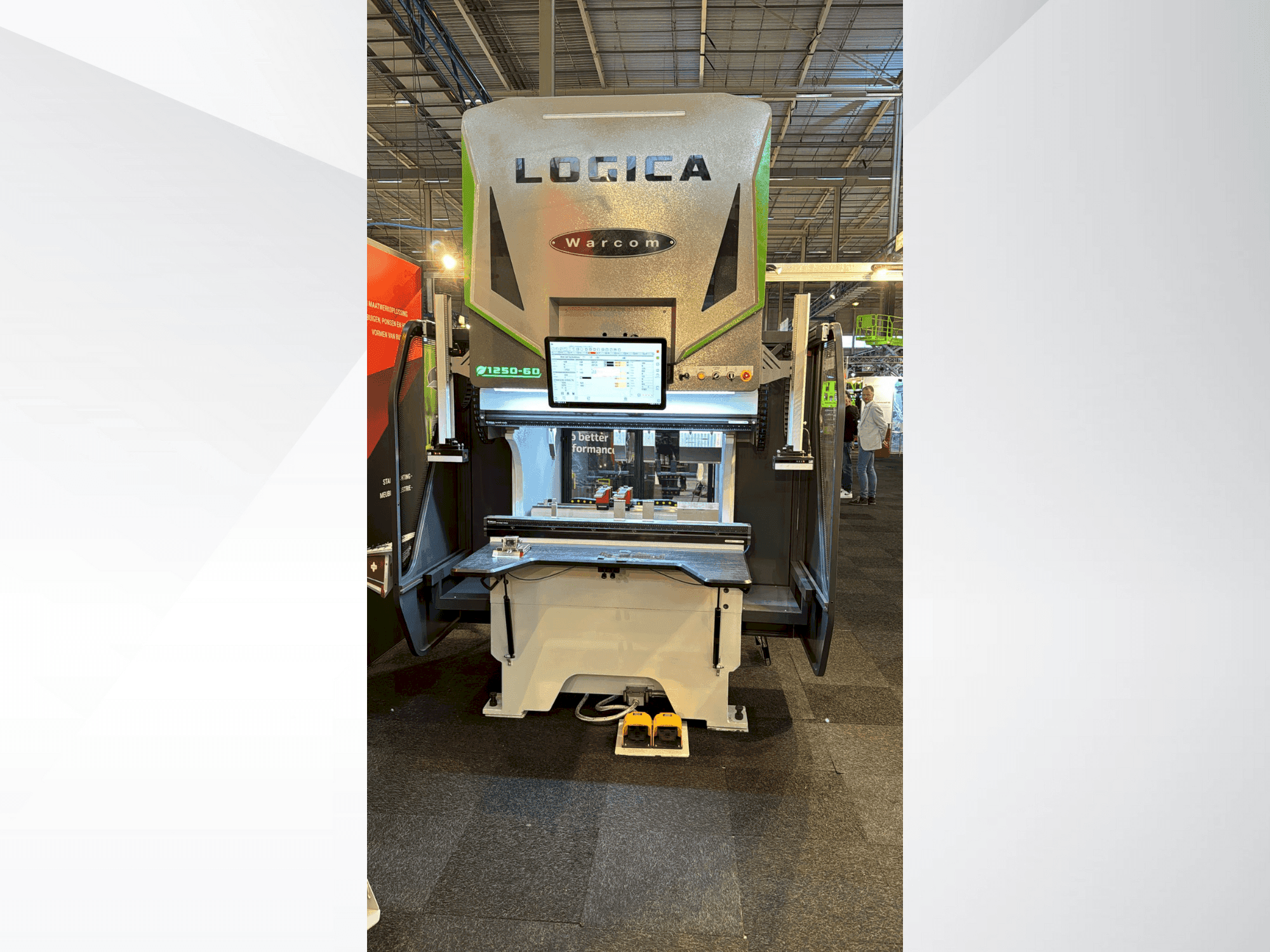 Front view of Warcom LOGICA 1250-60 machine