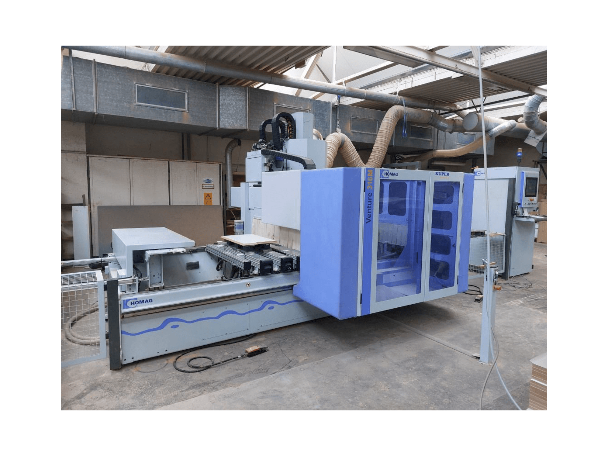 Front view of HOMAG BMG 311 VENTURE 316M machine