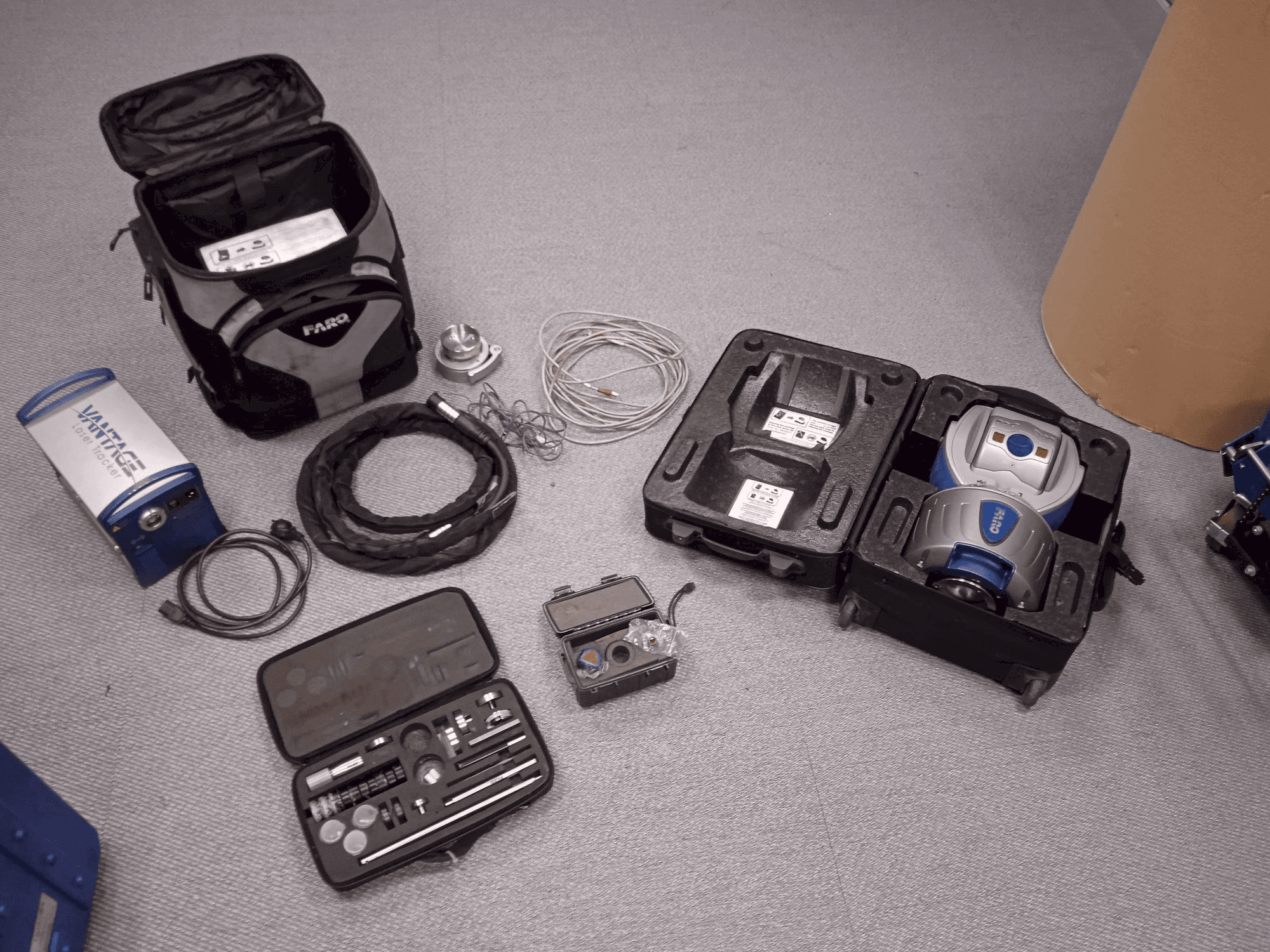 Front view of Faro Advantage Laser Tracker machine