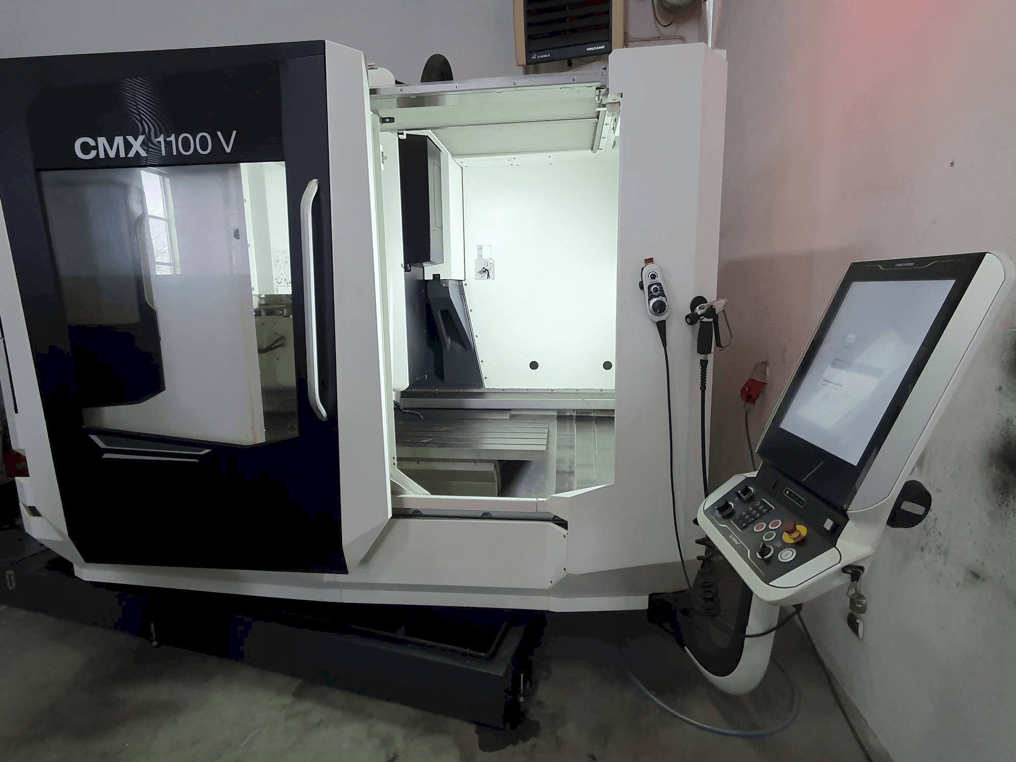Front view of DMG MORI CMX 1100 V machine