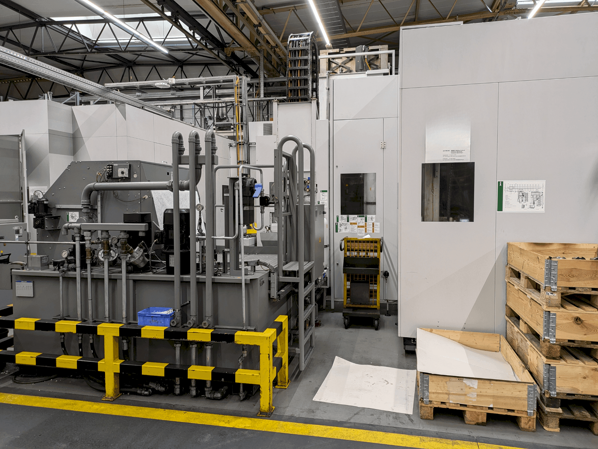 Front view of Heckert HEC 1000 H/V machine