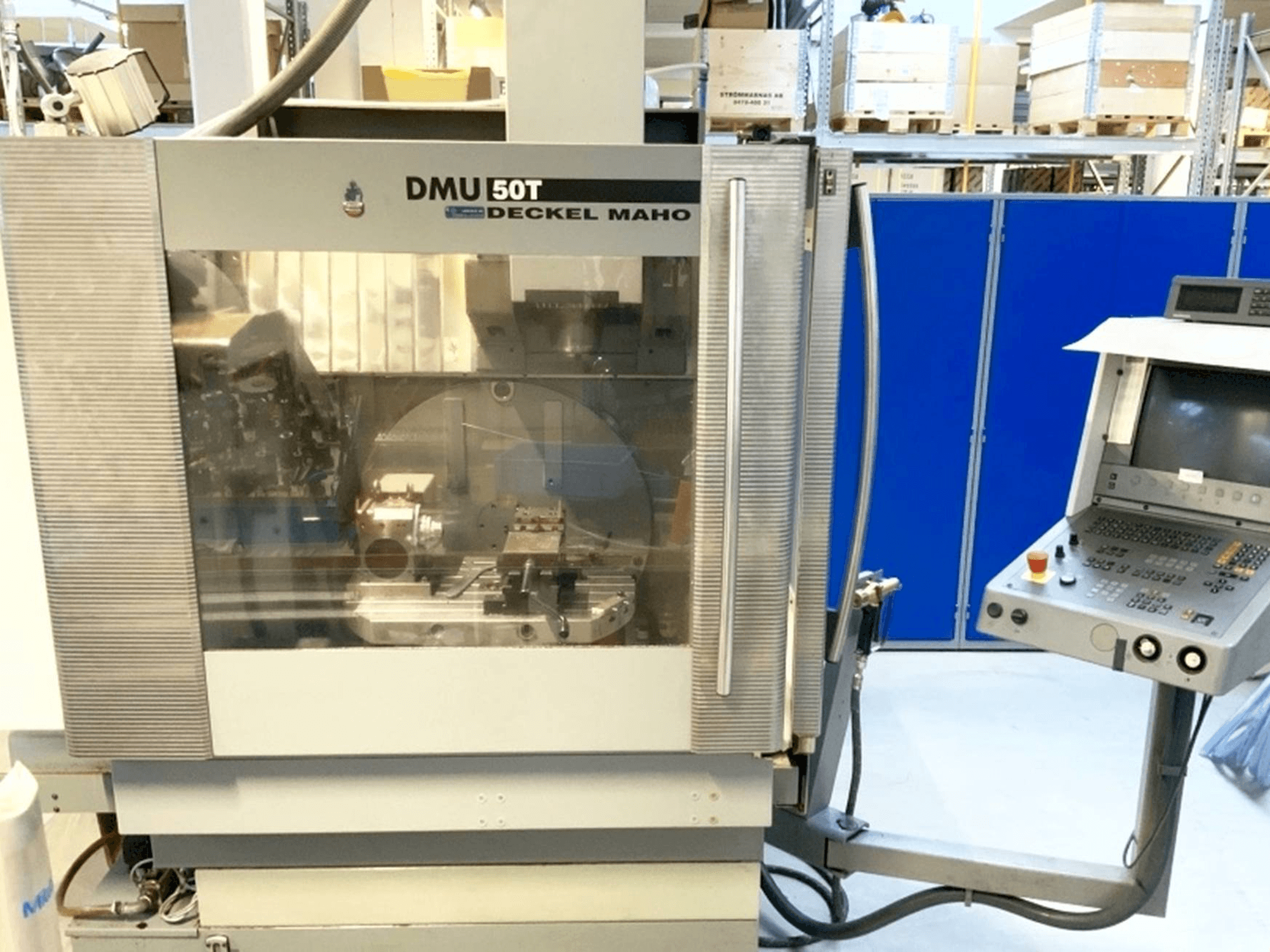 Front view of DECKEL MAHO DMU 50T machine