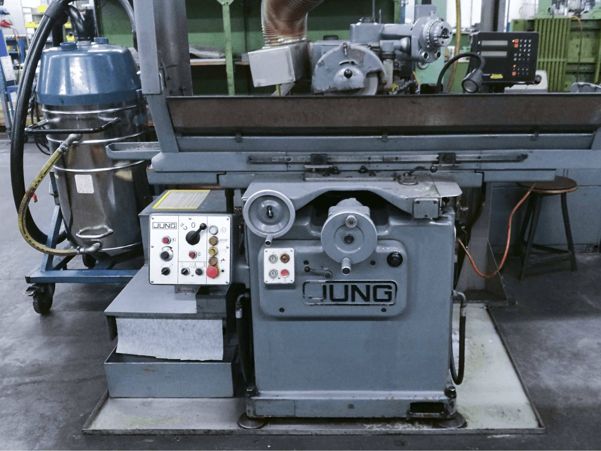 Front view 1 of JUNG HF 50 RD Machine