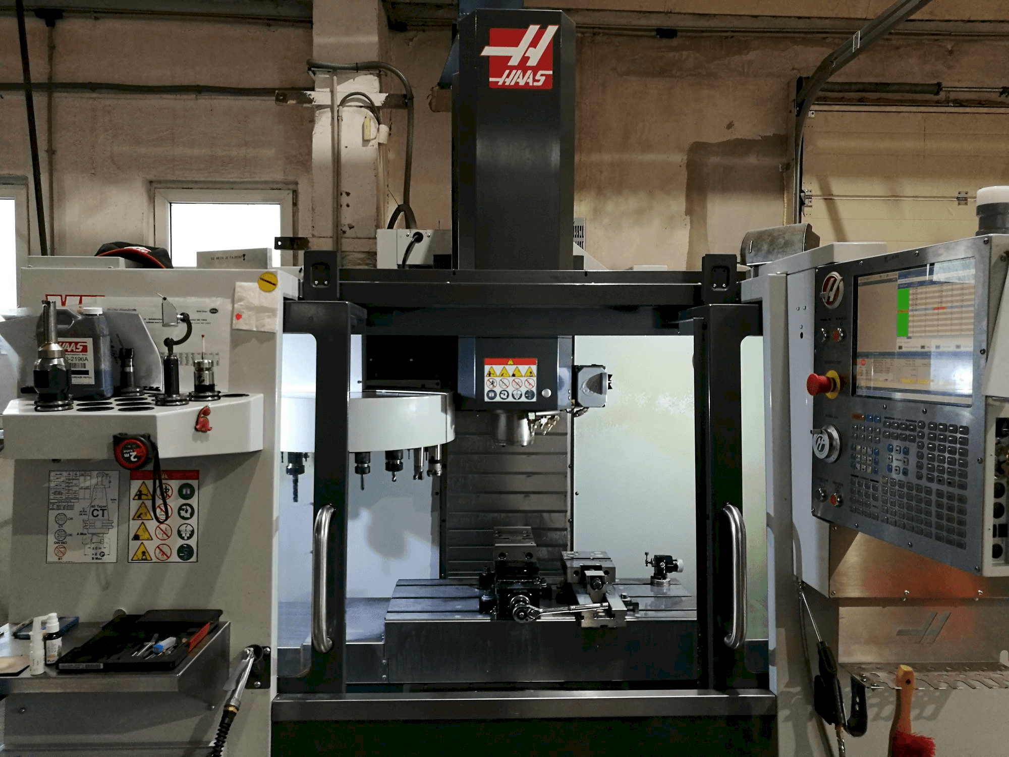 Front view of HAAS VF-2 machine